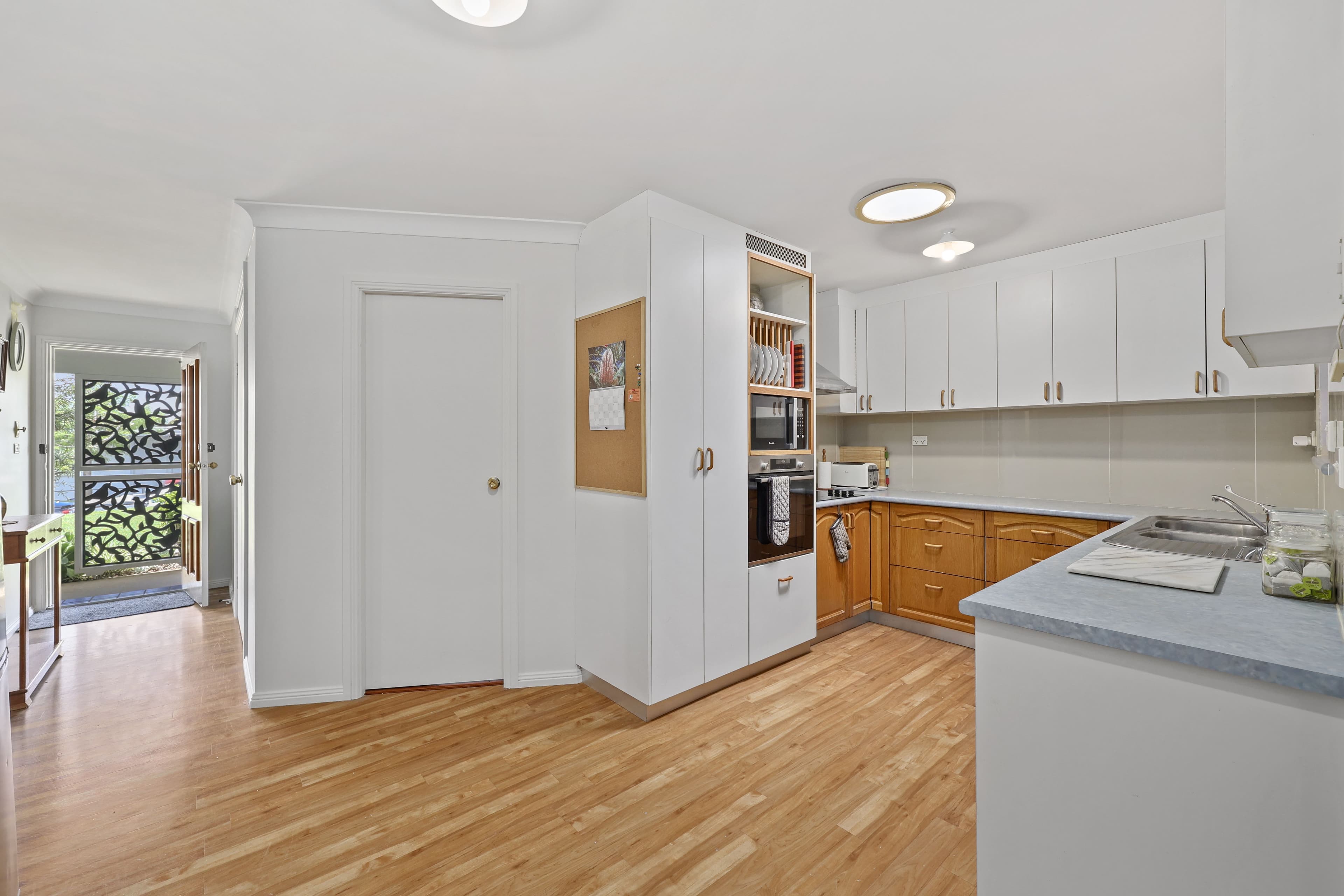 21 Fitzgibbon Lane, Rosemeadow NSW 2560, Rosemeadow - Thumbnail 6