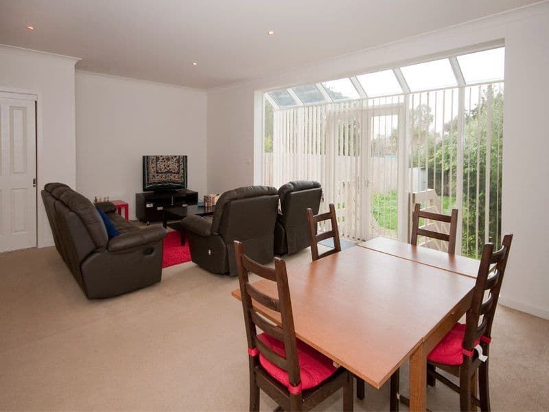 25a Jellicoe Street, BOX HILL SOUTH VIC 3128, Box Hill South - Thumbnail 2