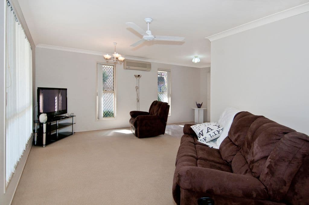 121 Mattocks Road, Burleigh Waters QLD 4220, Burleigh Waters - Thumbnail 3