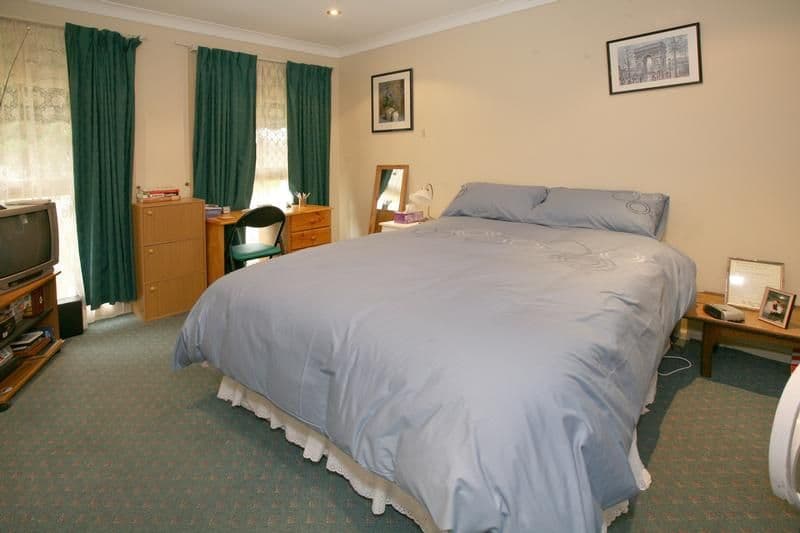 11 Hollygreen Drive, WHEELERS HILL VIC 3150, Wheelers Hill - Thumbnail 5