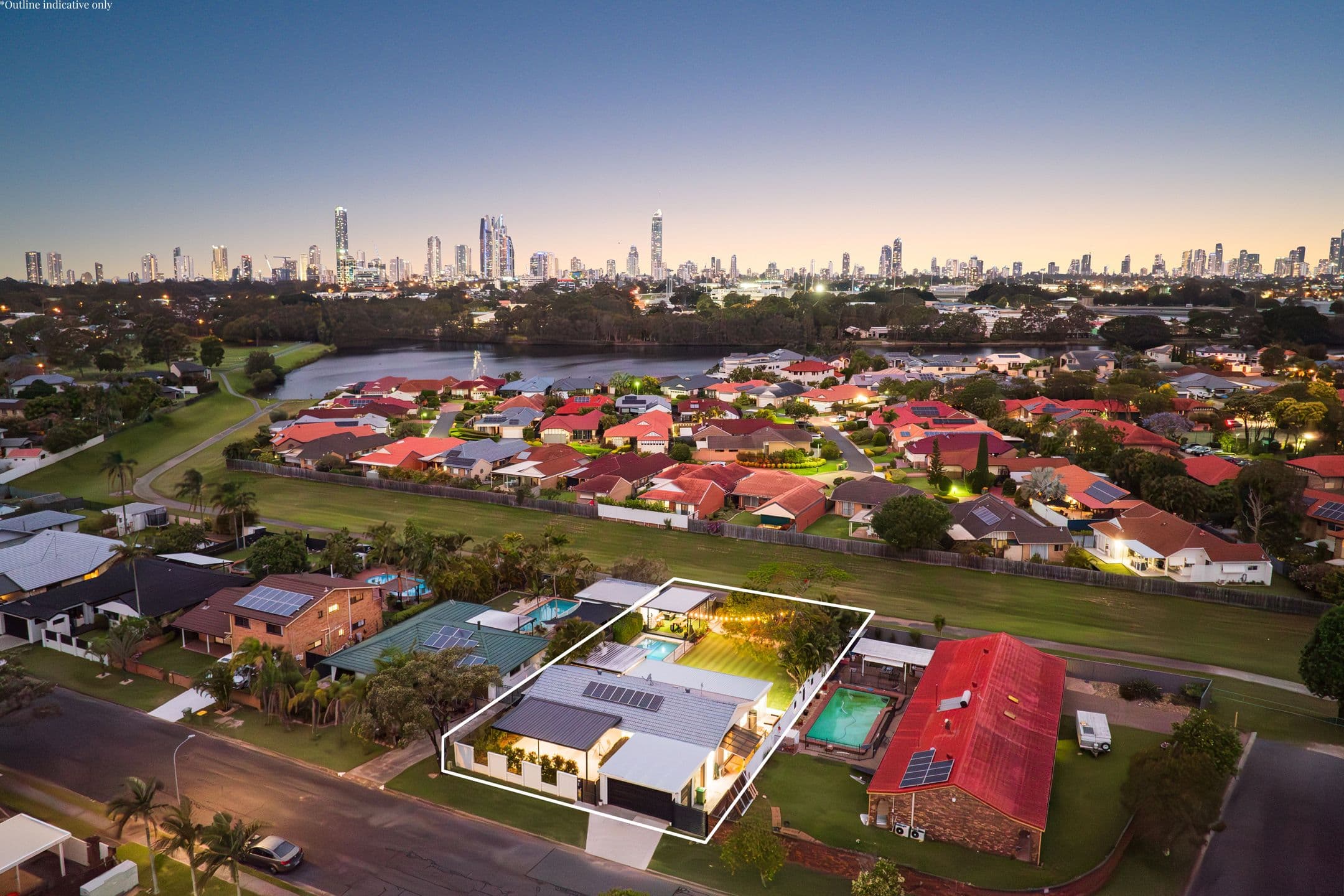 32 Collins Crescent, Benowa QLD 4217, Benowa - Thumbnail 3