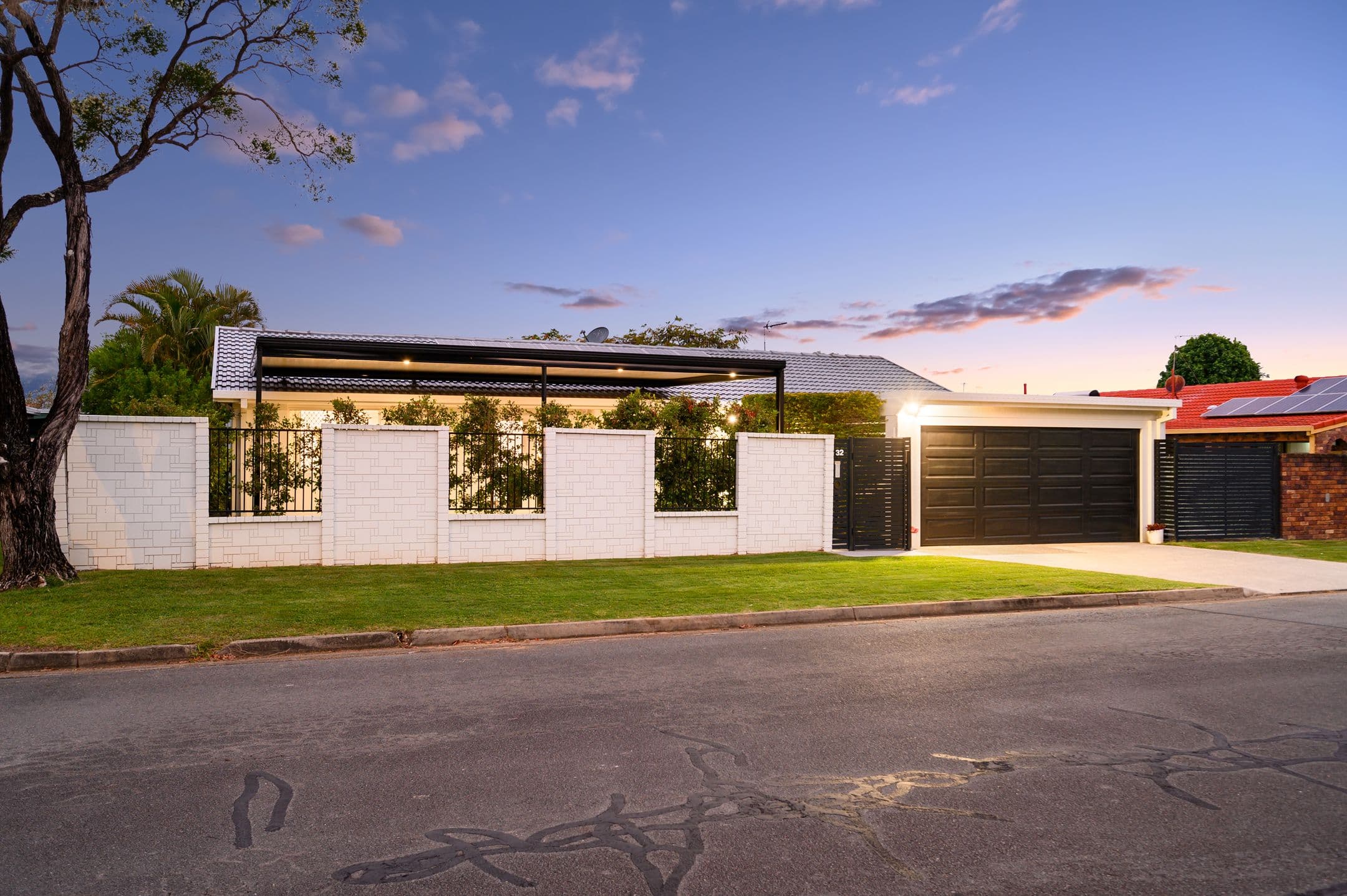32 Collins Crescent, Benowa QLD 4217, Benowa - Thumbnail 4