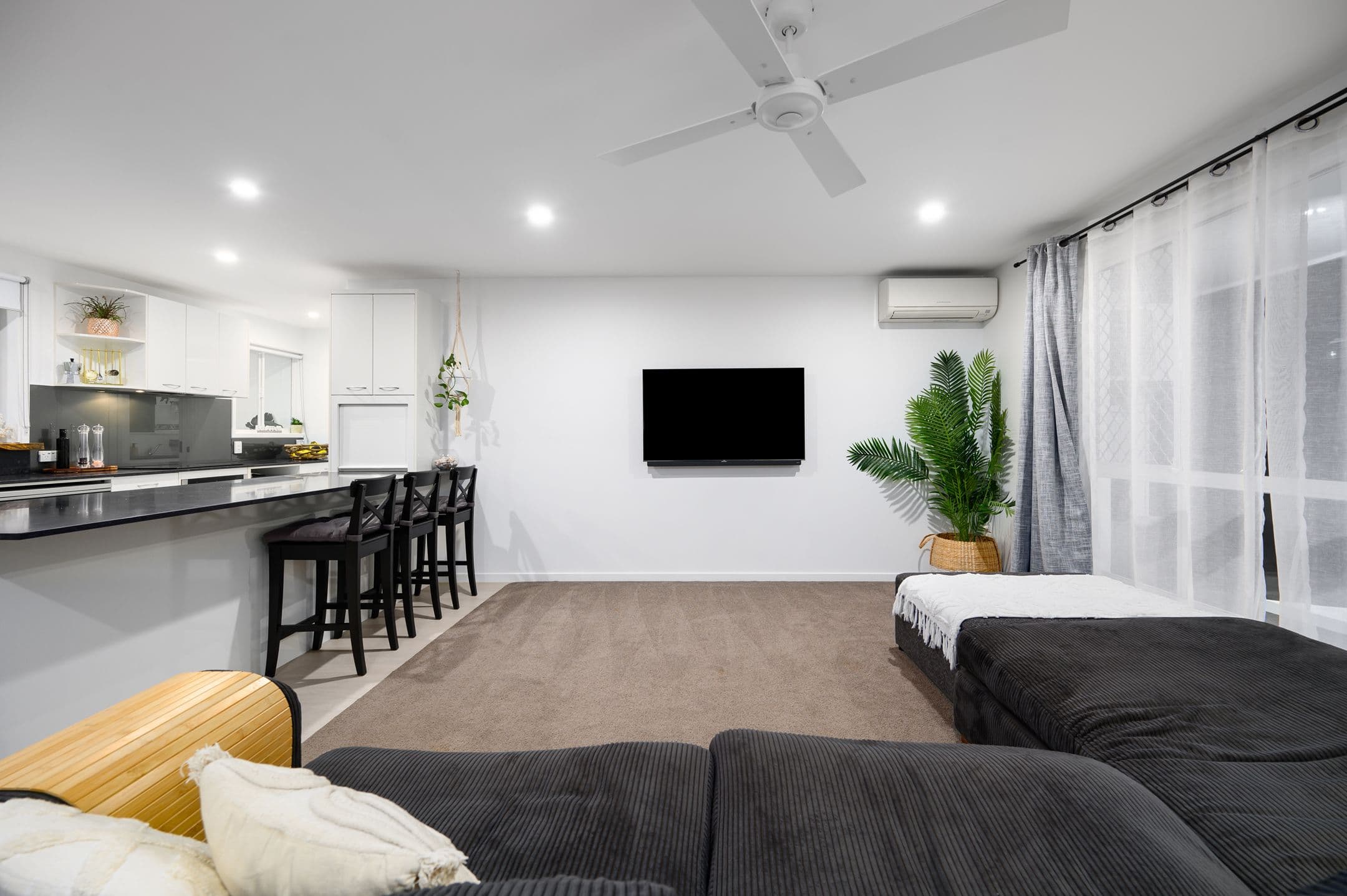32 Collins Crescent, Benowa QLD 4217, Benowa - Thumbnail 7