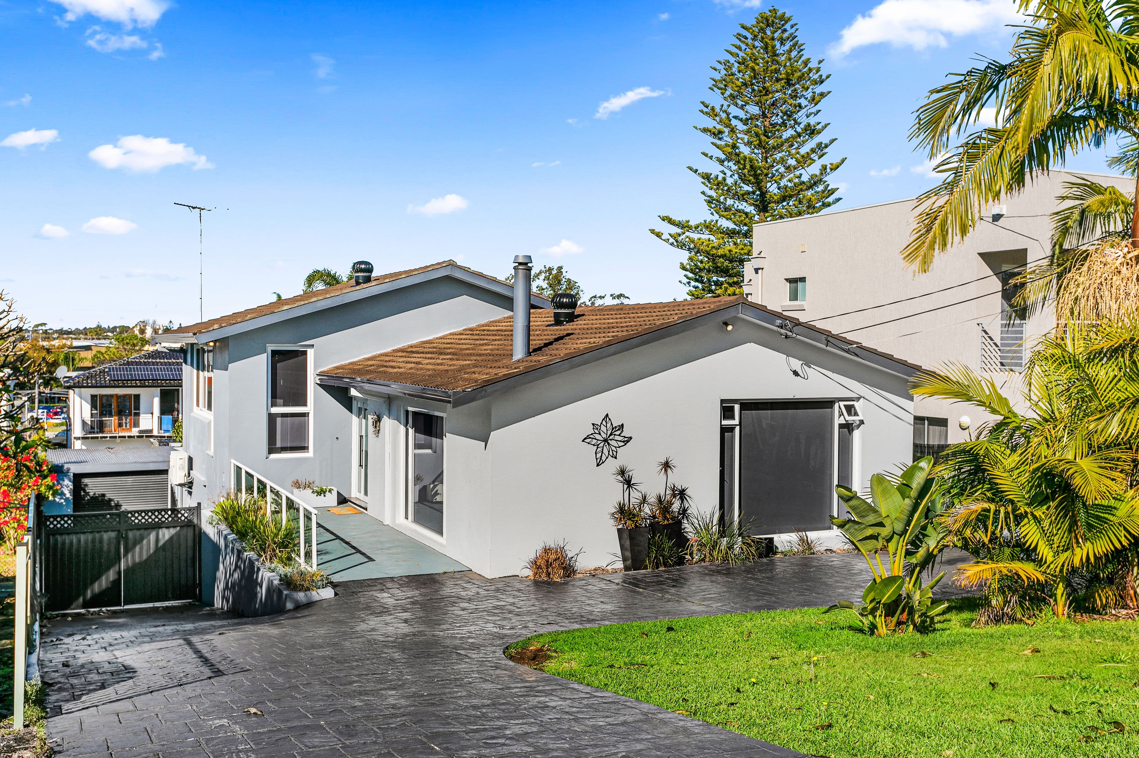 22 Curtis Avenue, Taren Point NSW 2229, Taren Point - Image 1