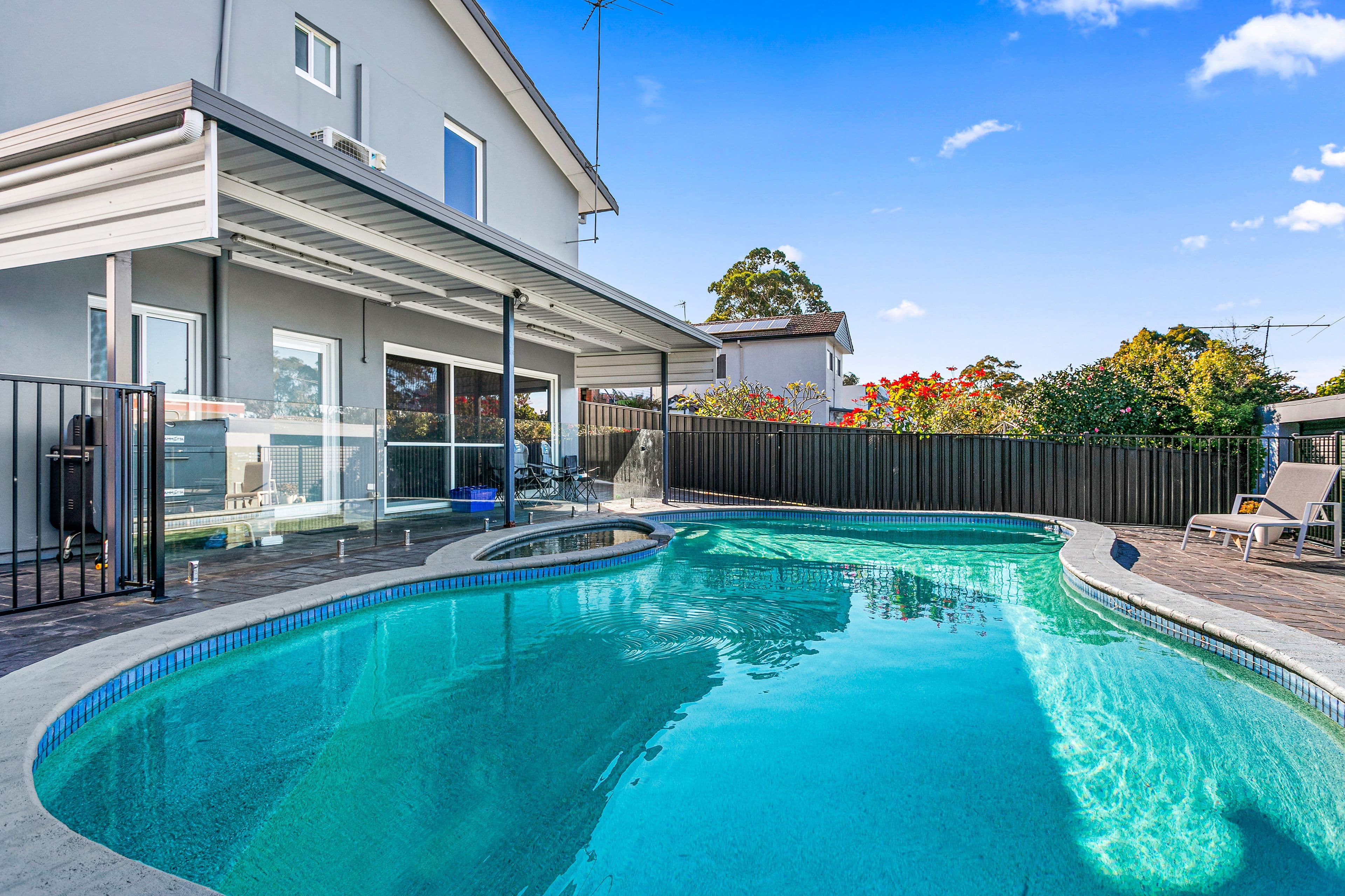 22 Curtis Avenue, Taren Point NSW 2229, Taren Point - Thumbnail 4
