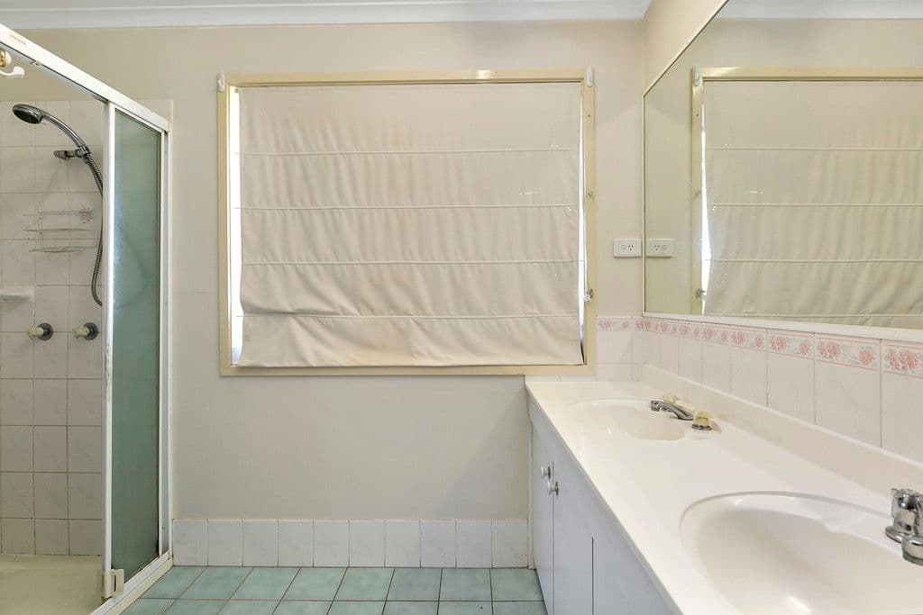 2 Rosa Court, Camira QLD 4300, Camira - Thumbnail 8