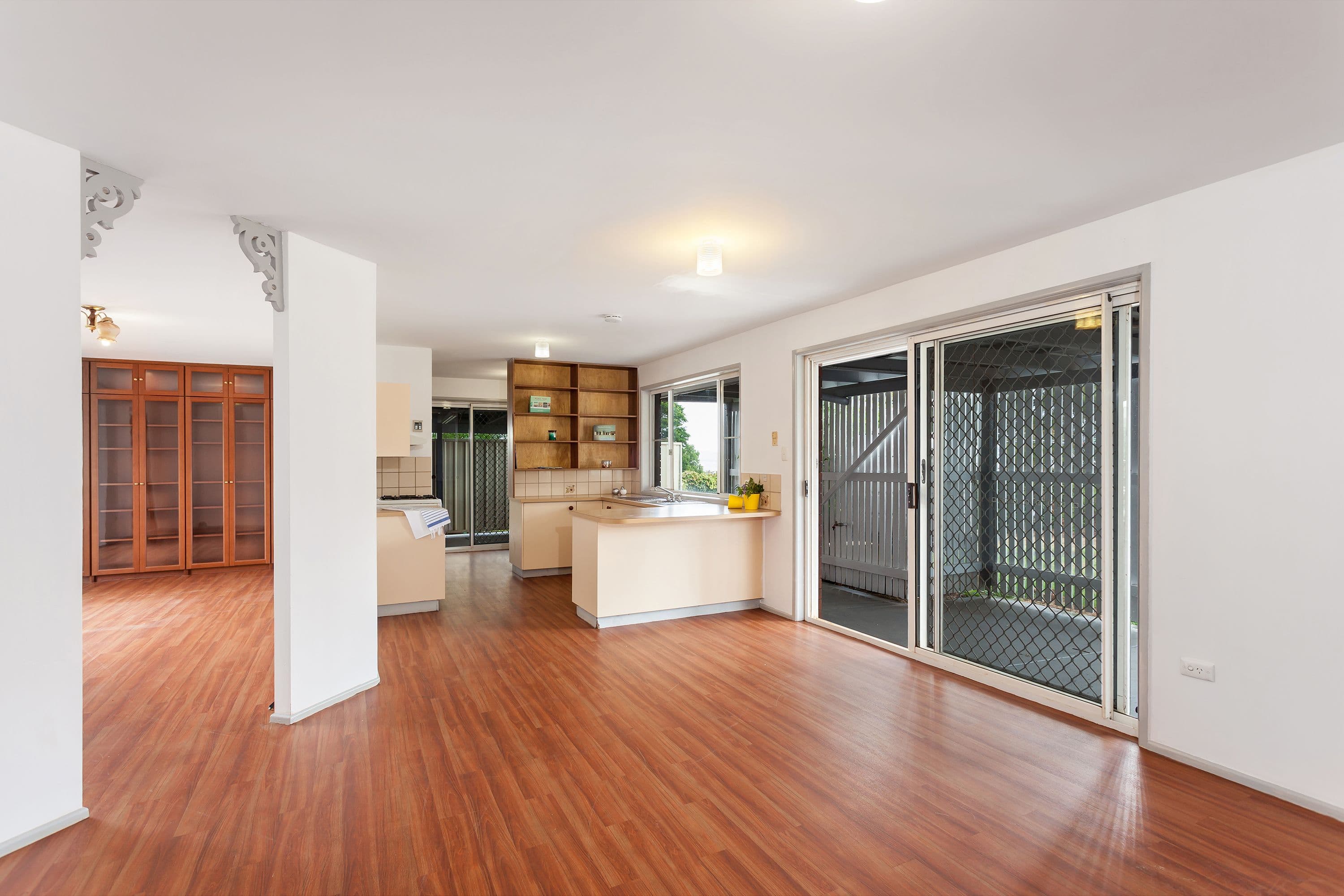 11 Croydon Street, Harristown QLD 4350, Harristown - Thumbnail 5