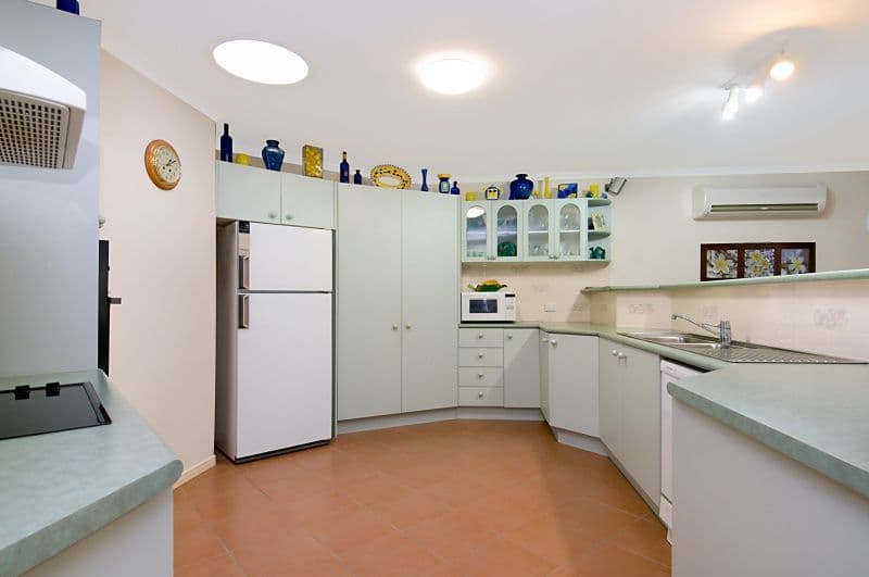 121/33 La Trobe Street, Melbourne - Thumbnail 3