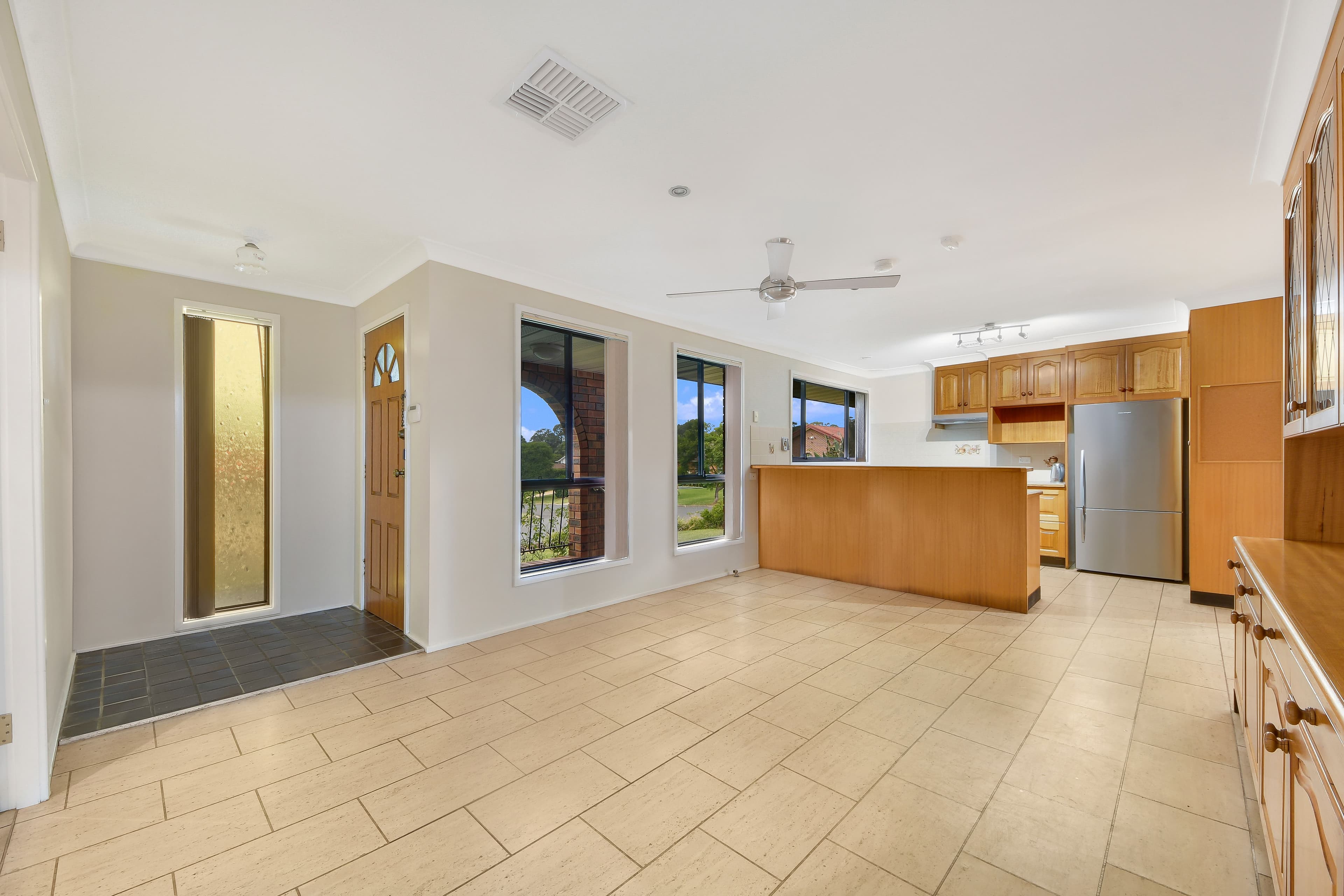2 Misima Place, Glenfield NSW 2167, Glenfield - Thumbnail 4