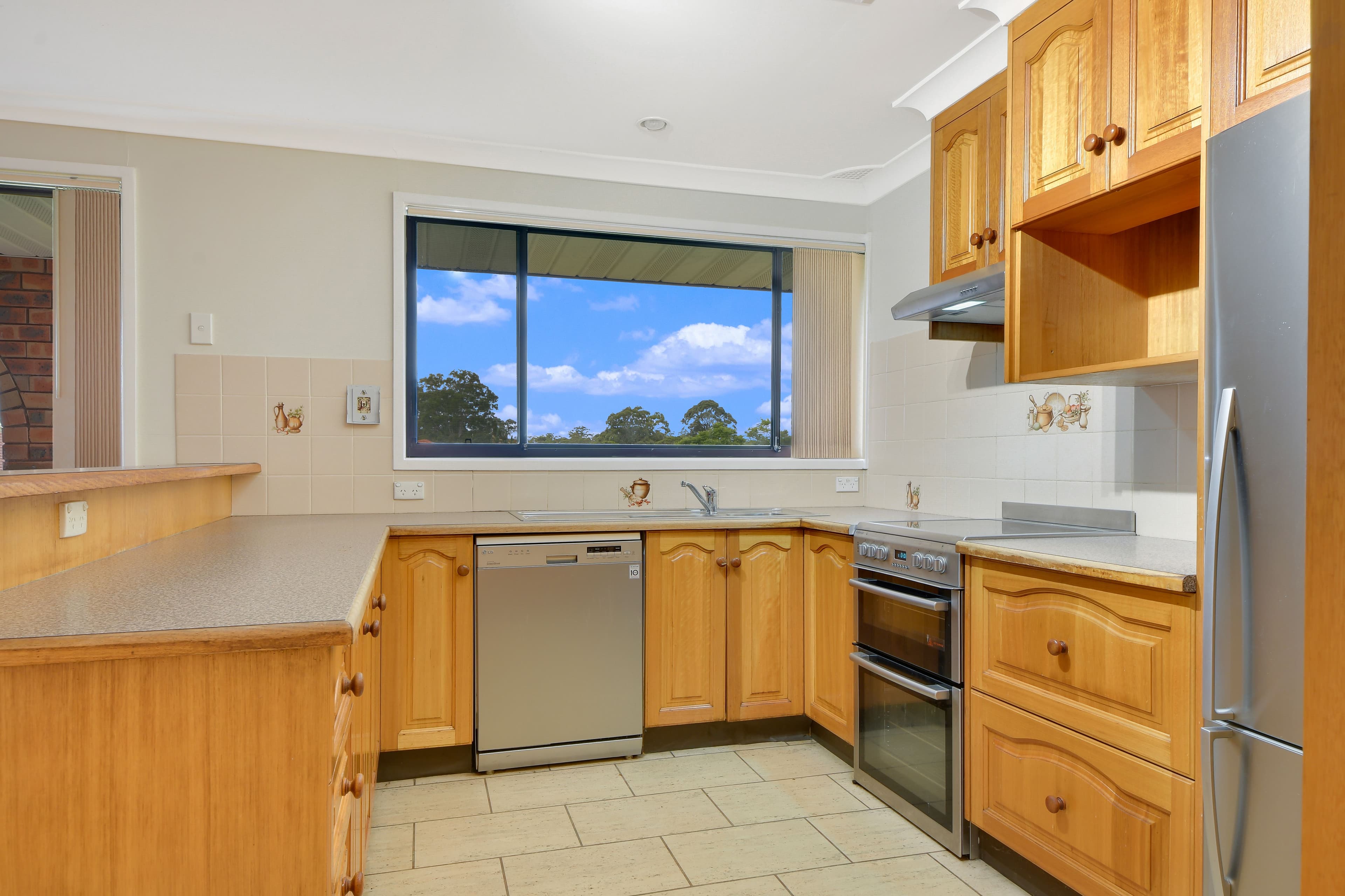 2 Misima Place, Glenfield NSW 2167, Glenfield - Thumbnail 5