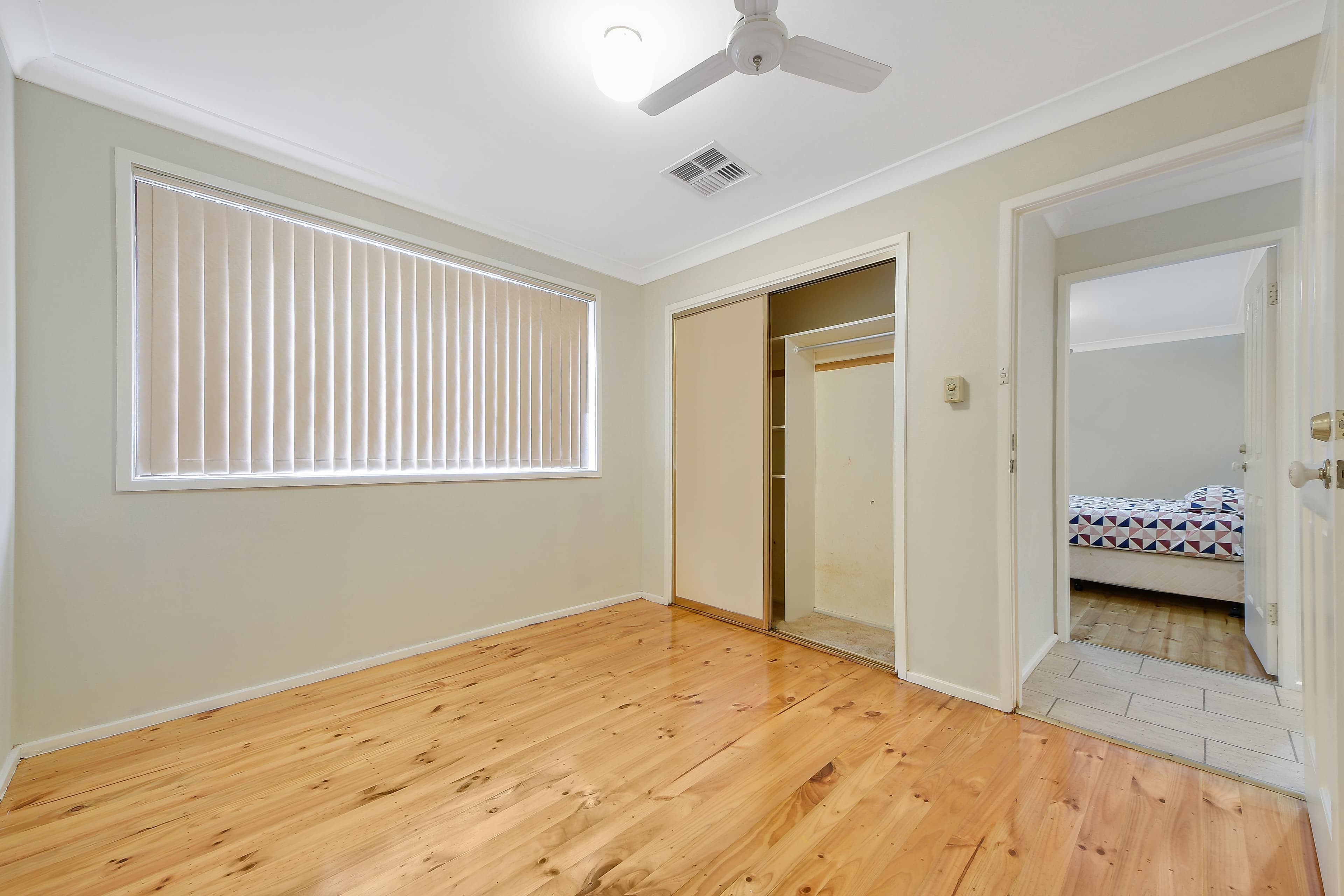 2 Misima Place, Glenfield NSW 2167, Glenfield - Thumbnail 7