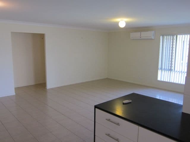 77  Grace Street, WULKURAKA QLD 4305, Wulkuraka - Thumbnail 6