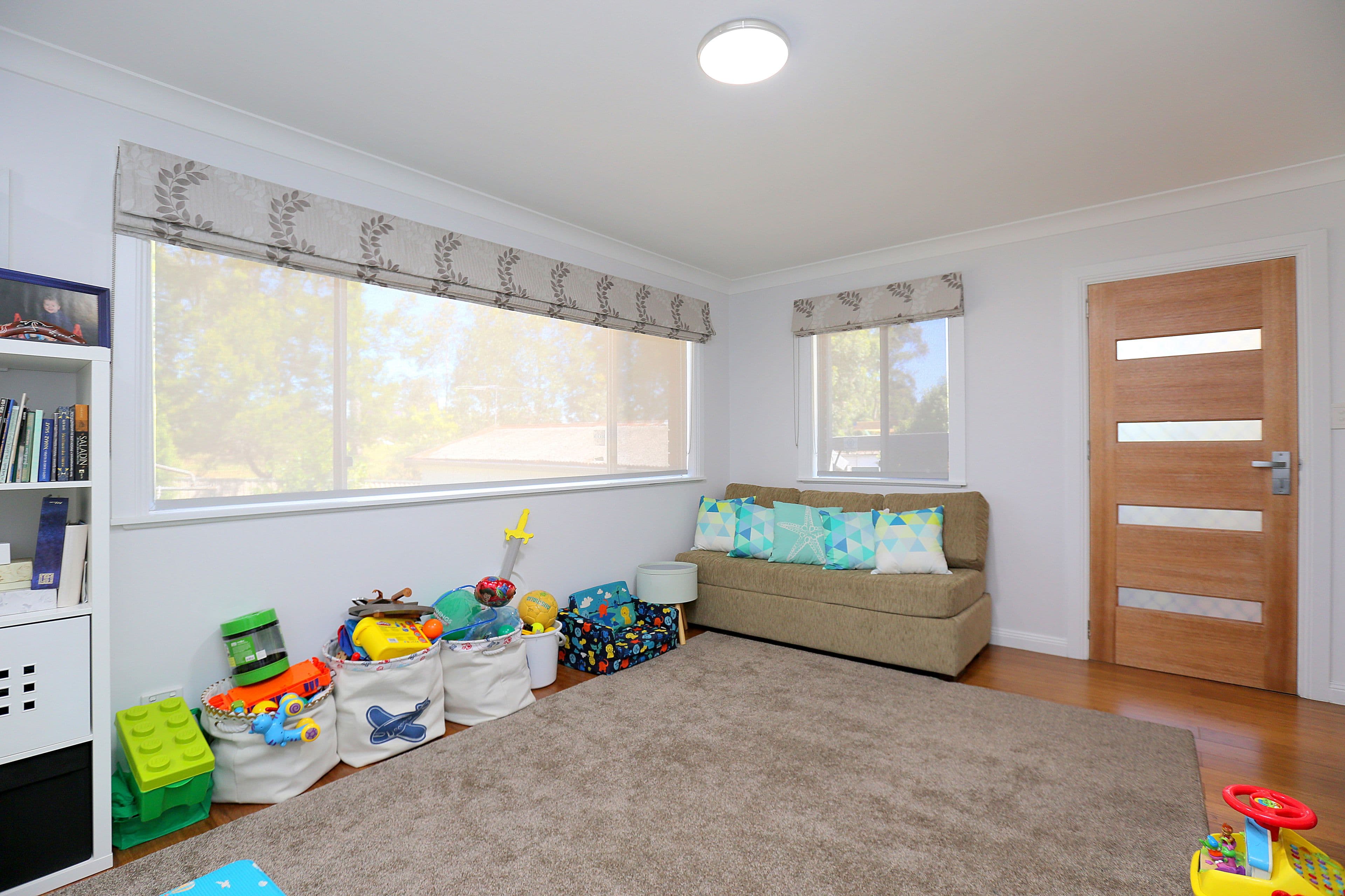 52 Jacaranda Drive, Georges Hall - Thumbnail 8