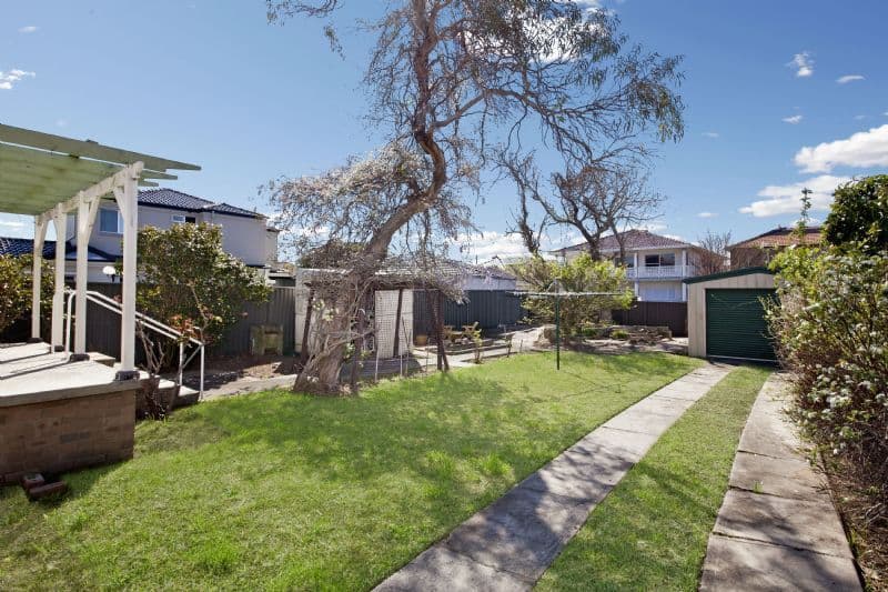 51 Hamilton Avenue, EARLWOOD NSW 2206, Earlwood - Thumbnail 2