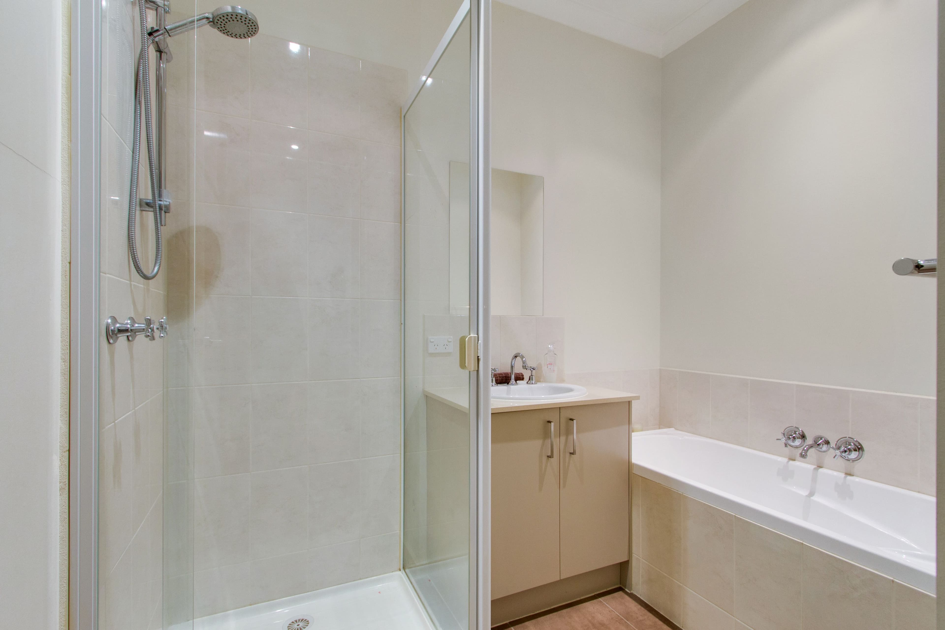 16 Athol Court, Langwarrin VIC 3910, Langwarrin - Thumbnail 4