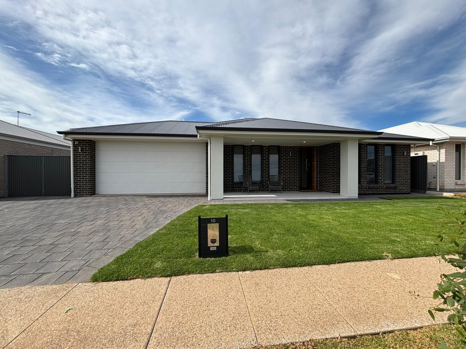 10 Indigo Road, Moana - Image 1