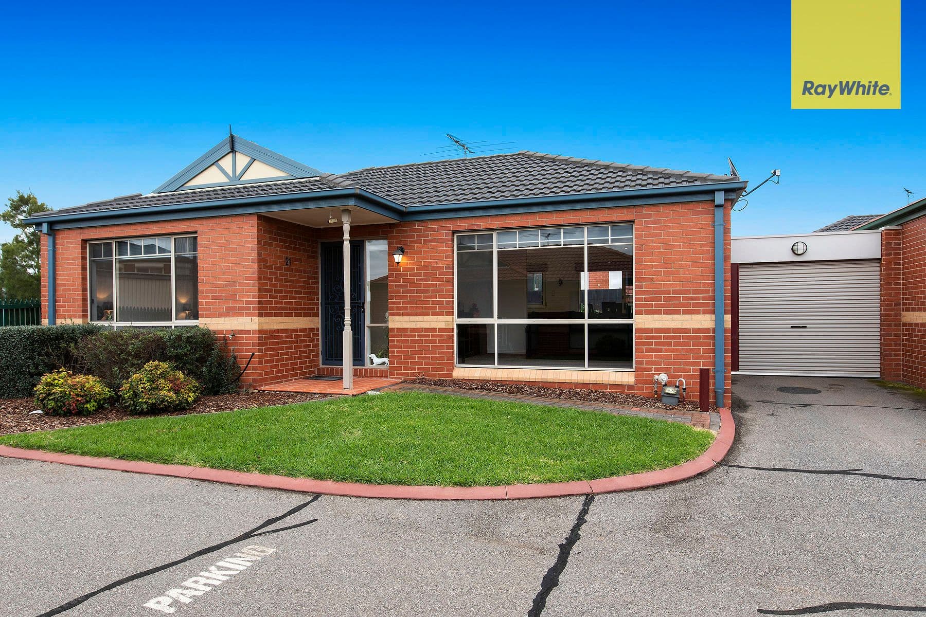 7 Regan Street, St Albans VIC 3021, St Albans - Image 1
