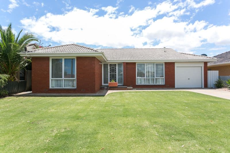 23 Sutherland Avenue, Semaphore Park SA 5019, Semaphore Park - Image 1