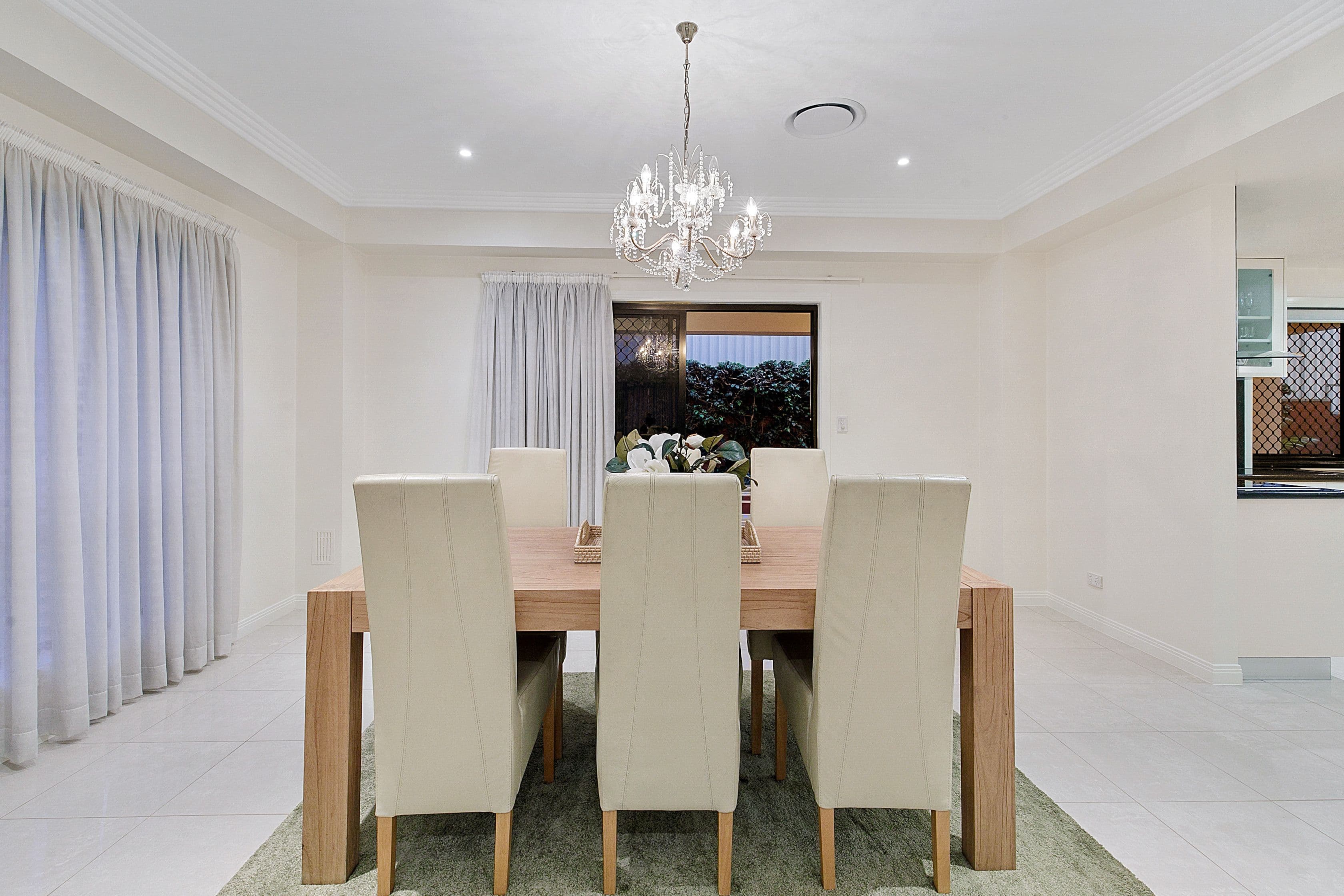 93 Silky Oak Crescent, Carindale QLD 4152, Carindale - Thumbnail 5