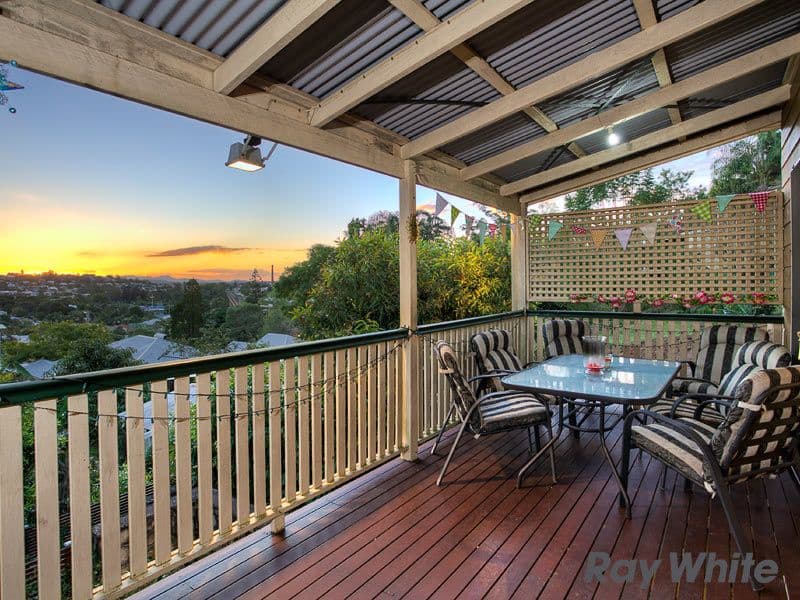 34 Lansdowne Street, NEWMARKET QLD 4051, Newmarket - Thumbnail 3