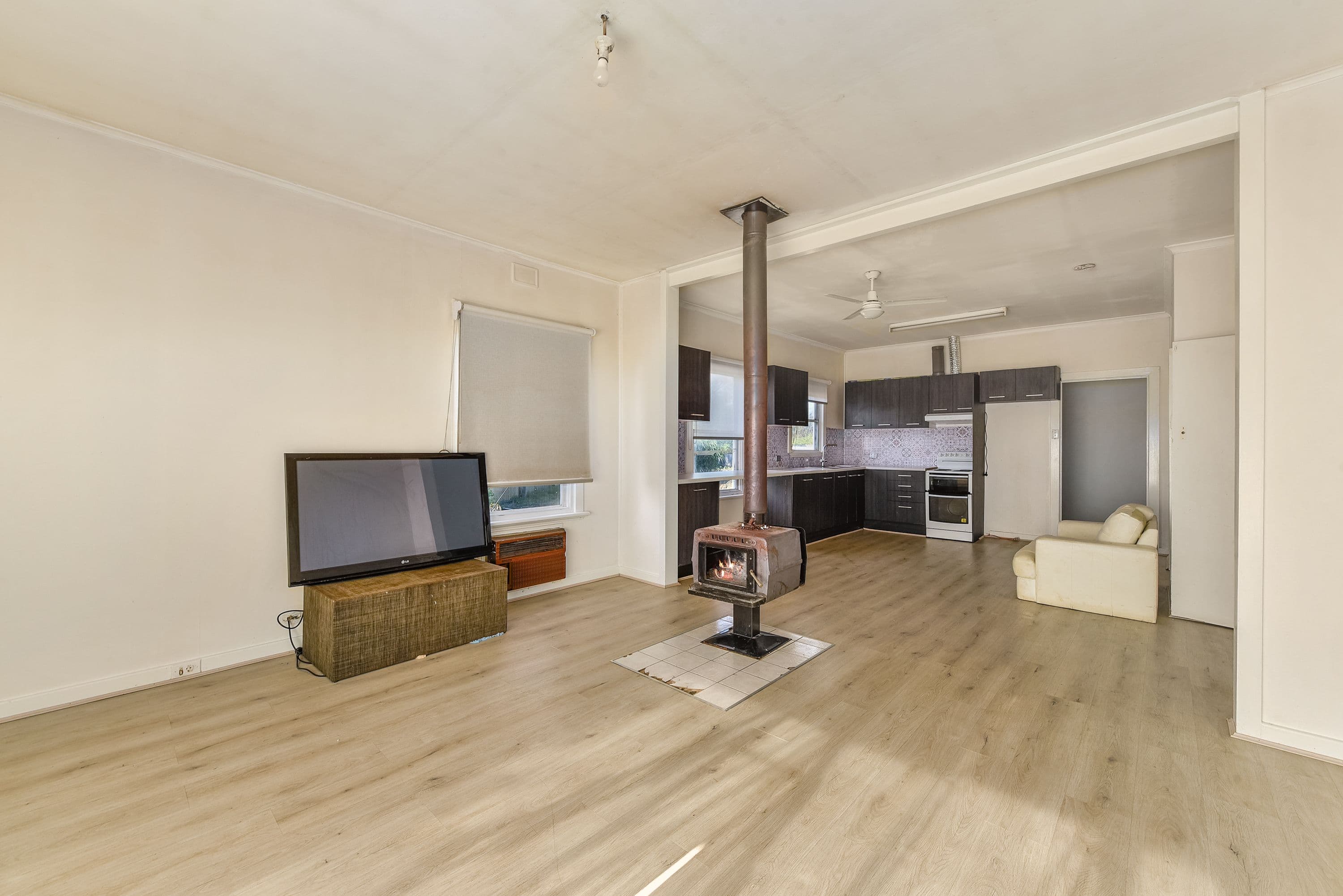 1 Janet Street, Kingston Se SA 5275, Kingston Se - Thumbnail 2