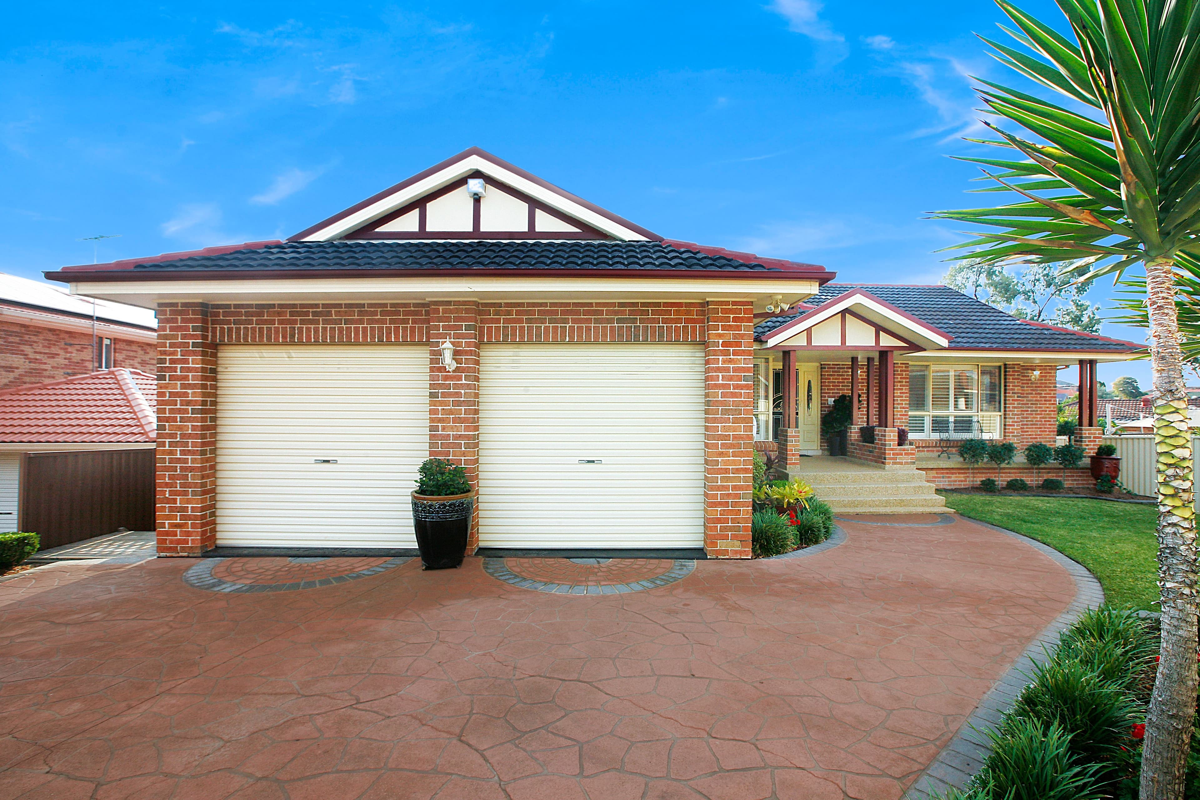 16 Kangaroo Close, Green Valley - Image 1