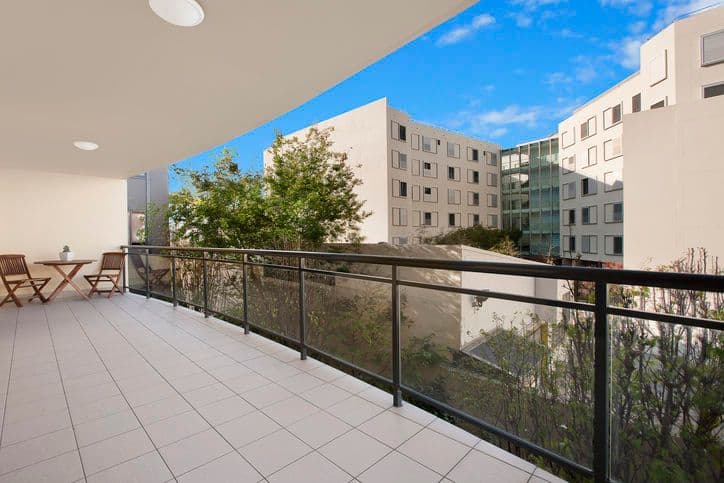 74 McLachlan Avenue, RUSHCUTTERS BAY NSW 2011, Rushcutters Bay - Thumbnail 2