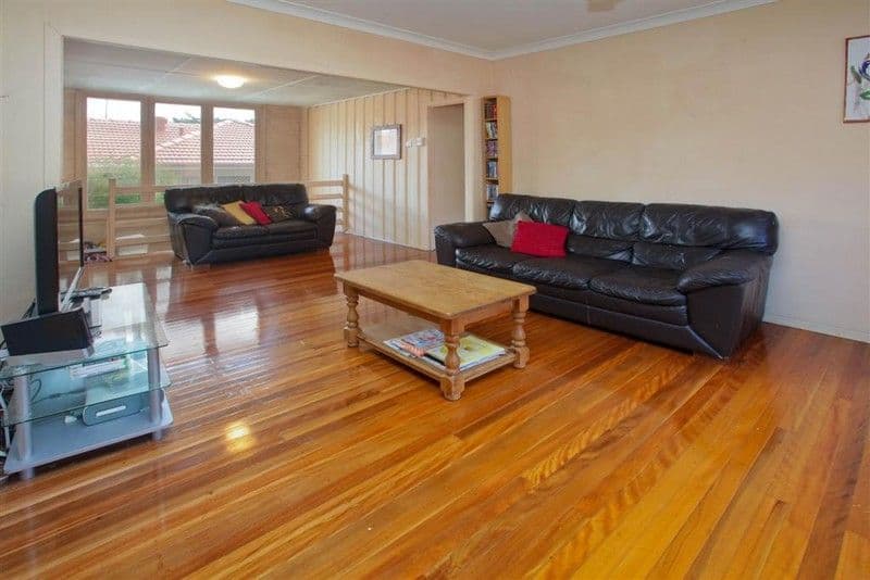 129  Harold Street, HOLLAND PARK QLD 4121, Holland Park - Thumbnail 2