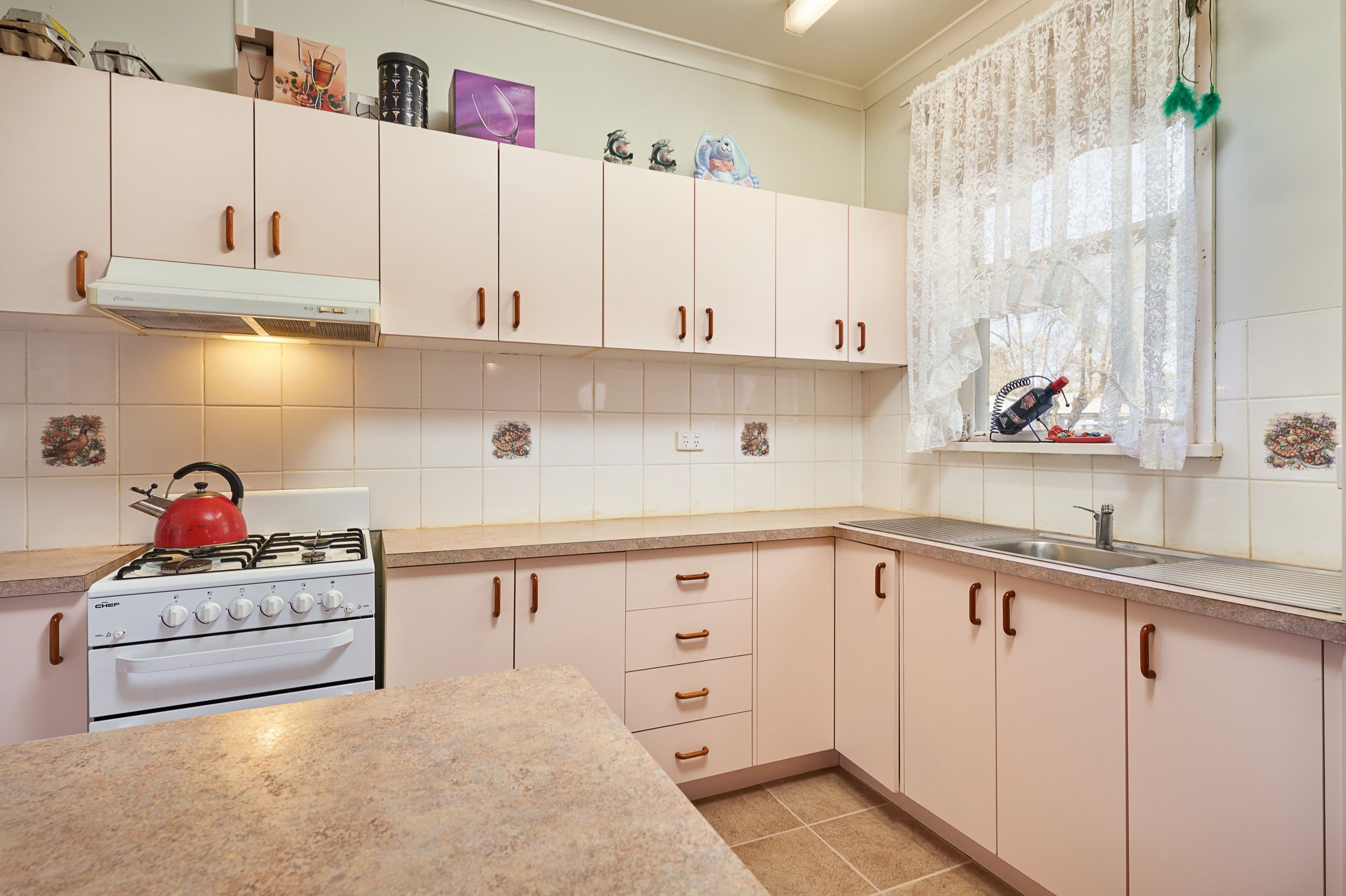 19 Castlereagh Avenue, Mount Austin - Thumbnail 4