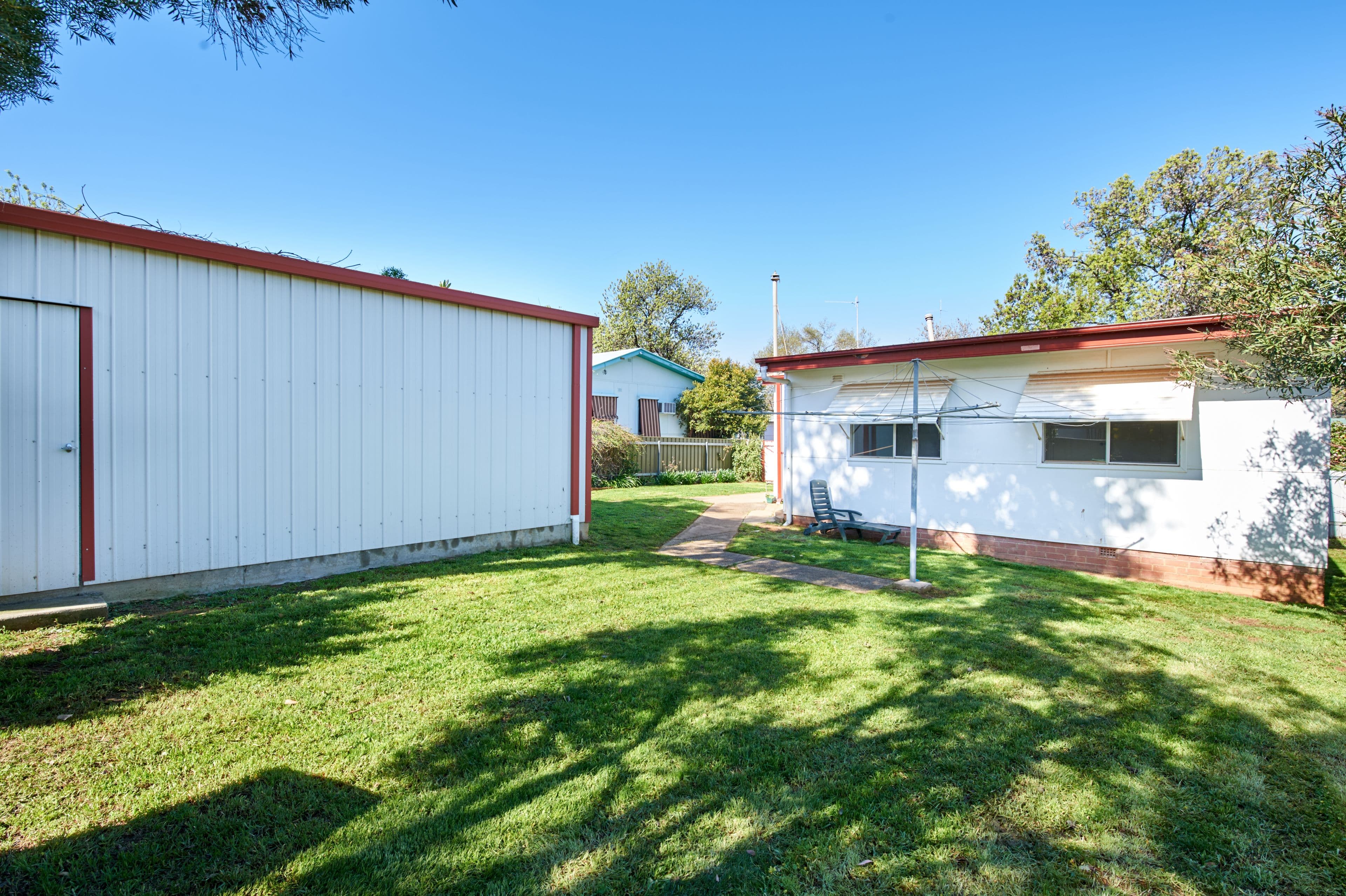 19 Castlereagh Avenue, Mount Austin - Thumbnail 8