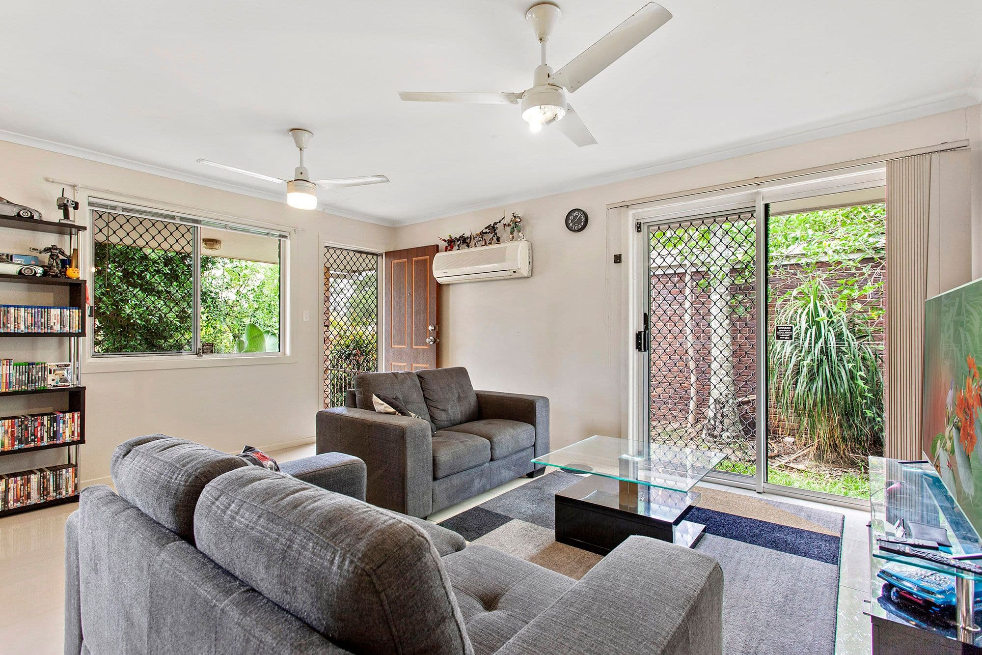 1 Bergomi Court, Eagleby QLD 4207, Eagleby - Thumbnail 2