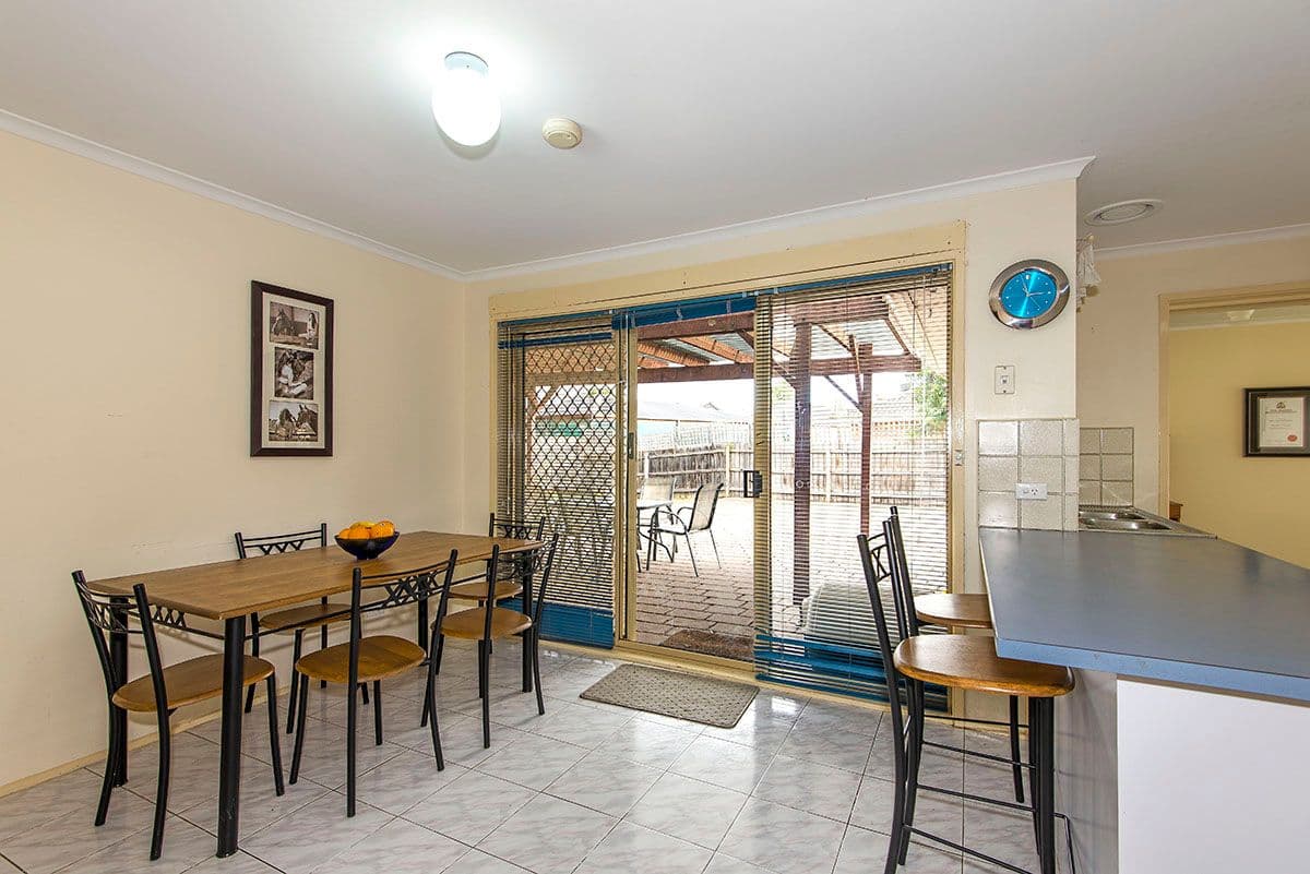 12 Bamboo Court, MILL PARK VIC 3082, Mill Park - Thumbnail 3