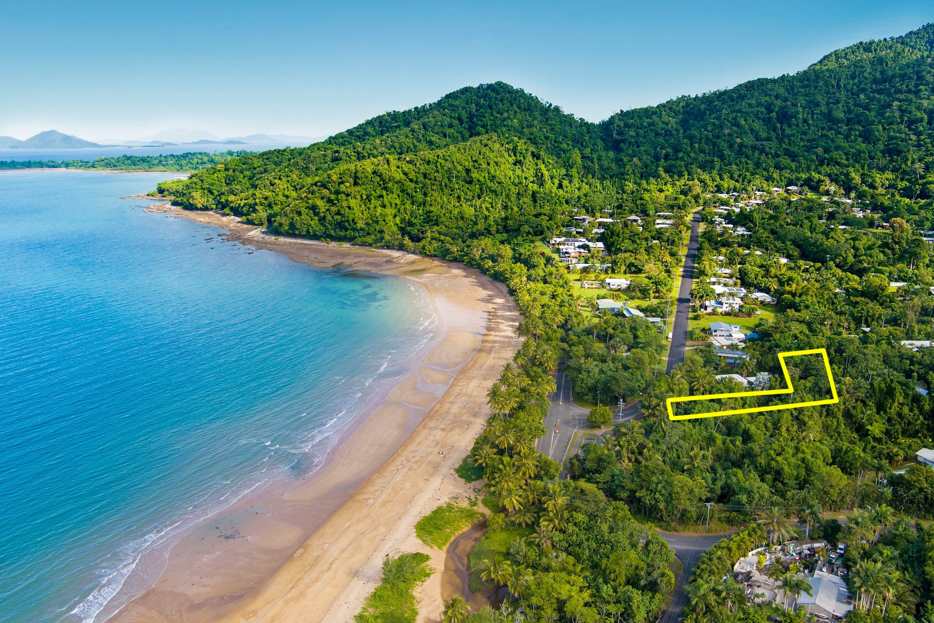 1A Cutten Street, Bingil Bay QLD 4852, Bingil Bay - Thumbnail 2