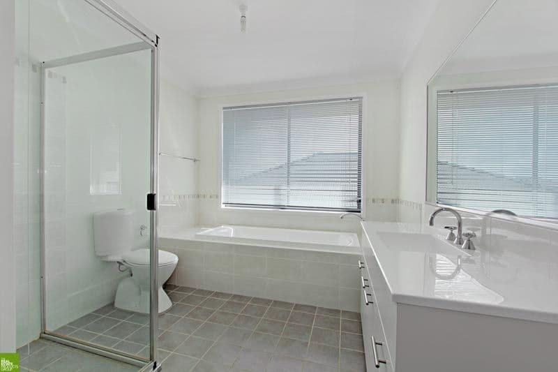 15 Huntingdale Close, SHELL COVE NSW 2529, Shell Cove - Thumbnail 4