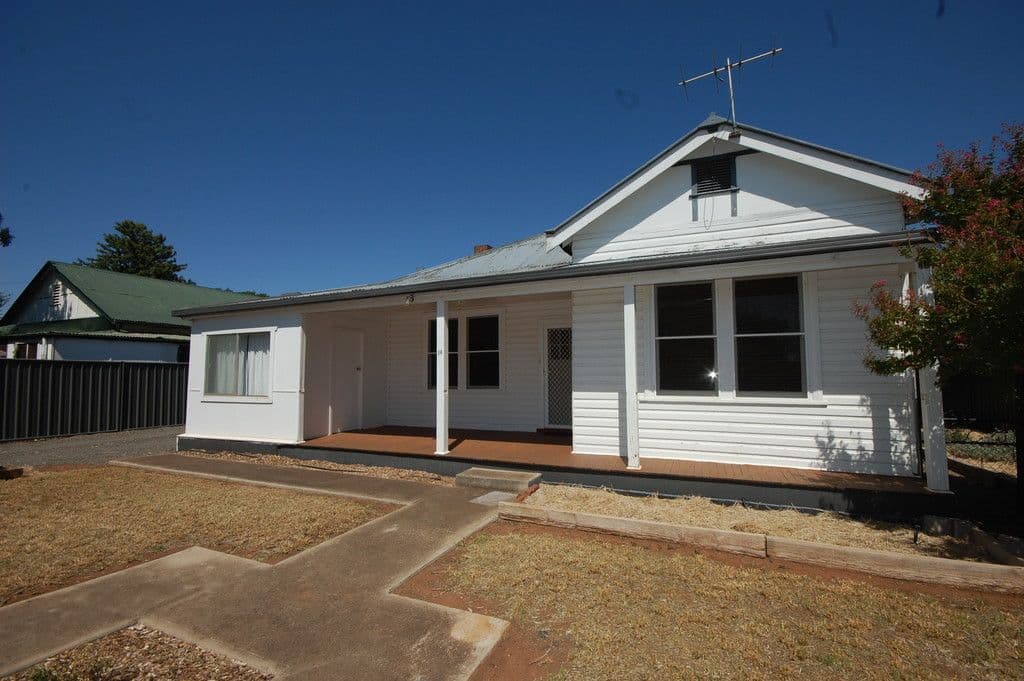 16 Stanbridge Street, Yenda - Image 1