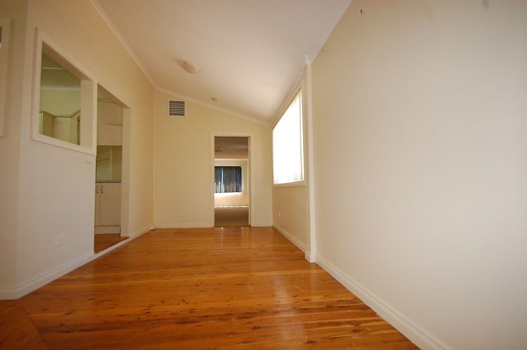 16 Stanbridge Street, Yenda - Thumbnail 8