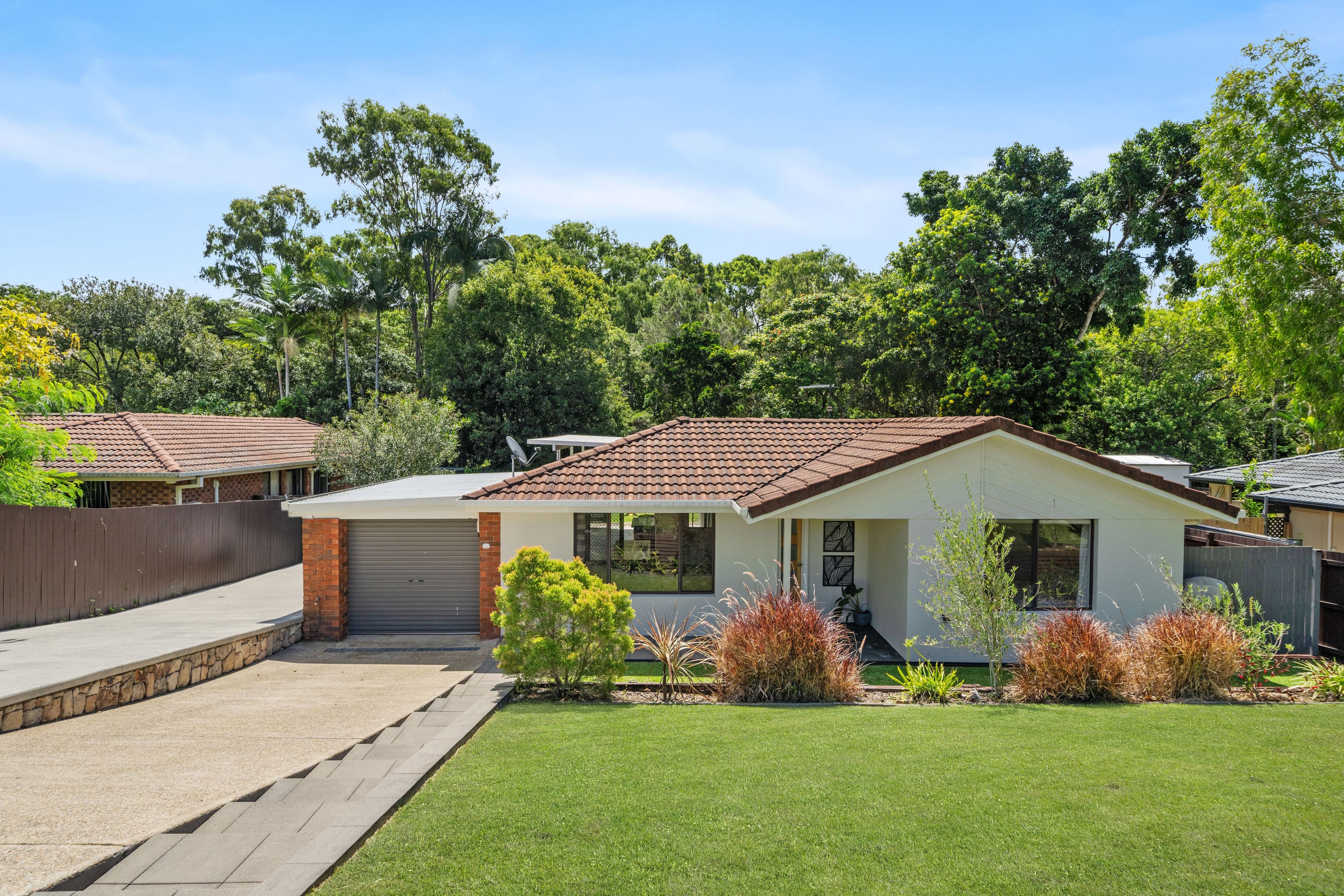 29 Dunsby Drive, Carrara QLD 4211, Carrara - Thumbnail 2