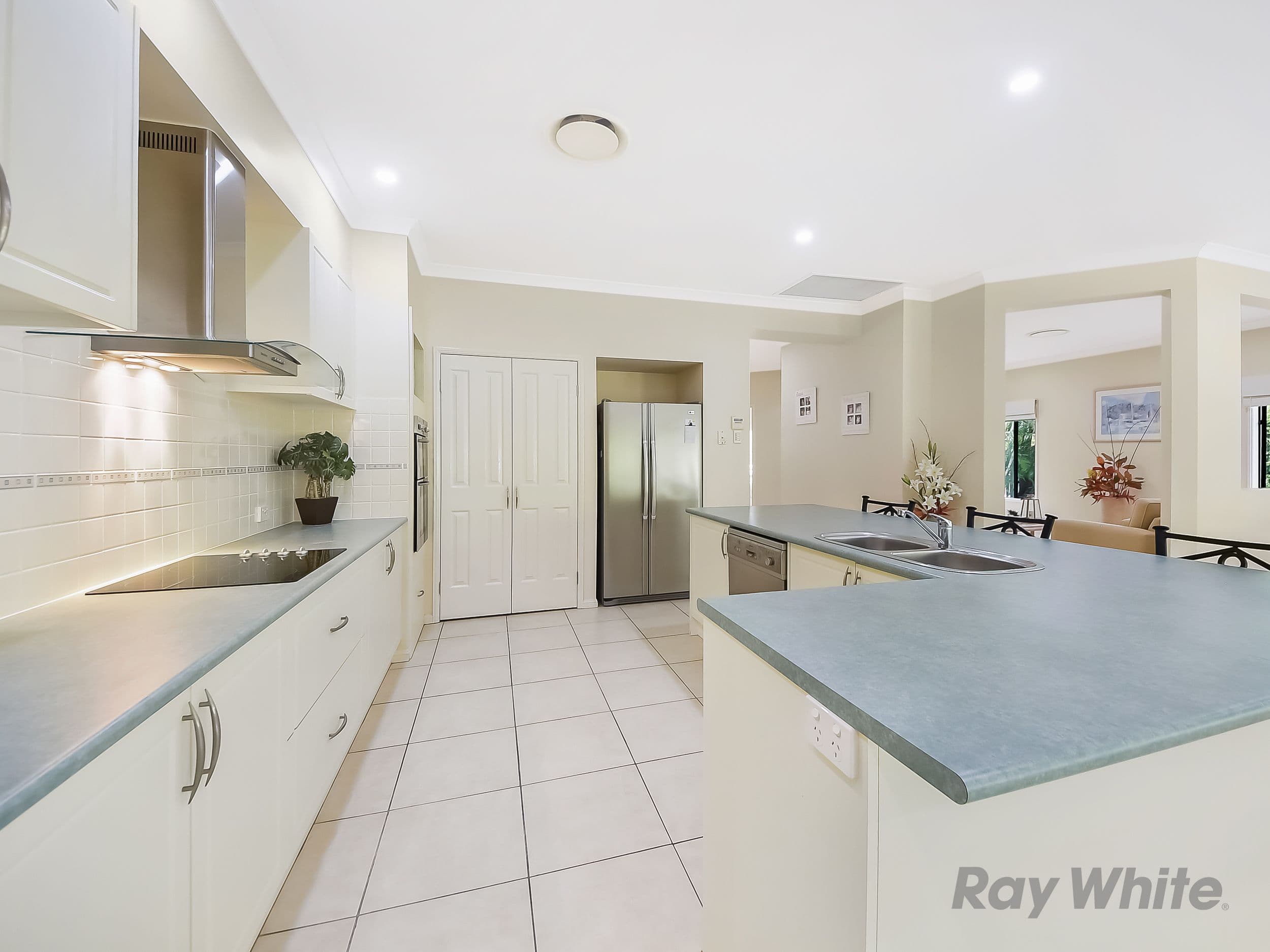 16 Thomson Close, North Lakes QLD 4509, North Lakes - Thumbnail 6