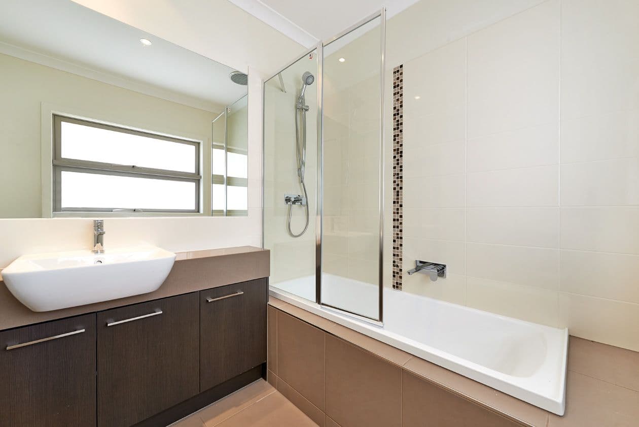 15B Inverness Street, CLAYTON SOUTH VIC 3169, Clayton South - Thumbnail 4