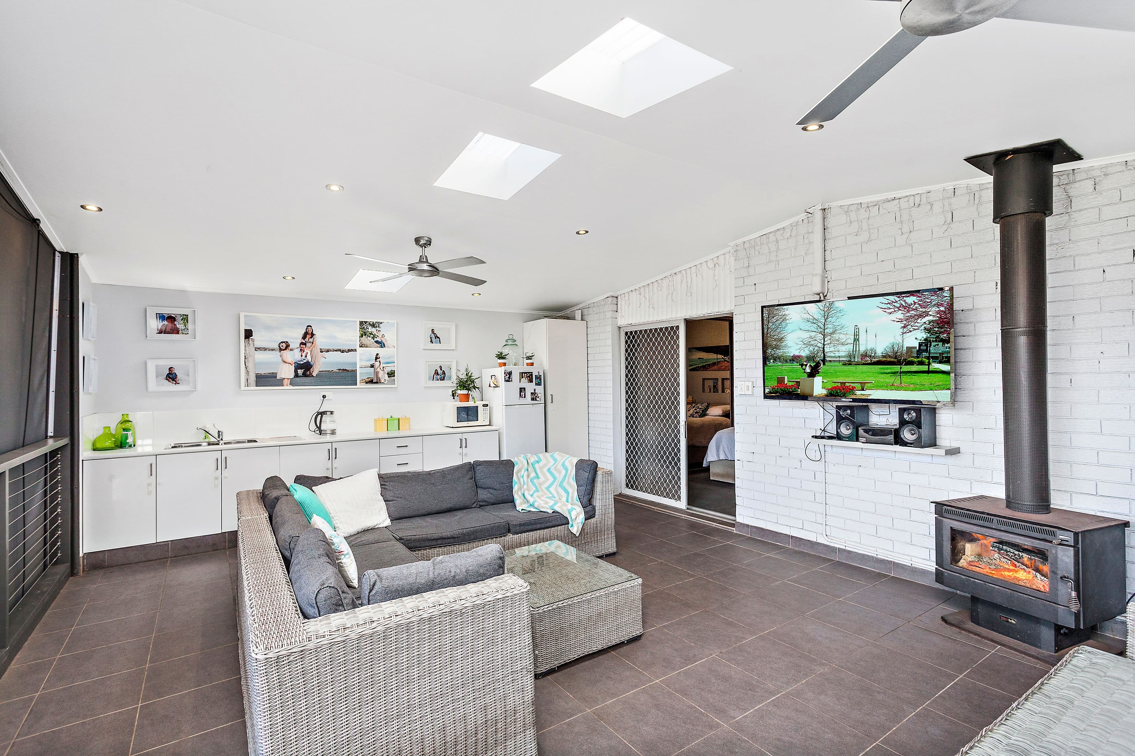 14 Gordon Avenue, Oak Flats - Thumbnail 6