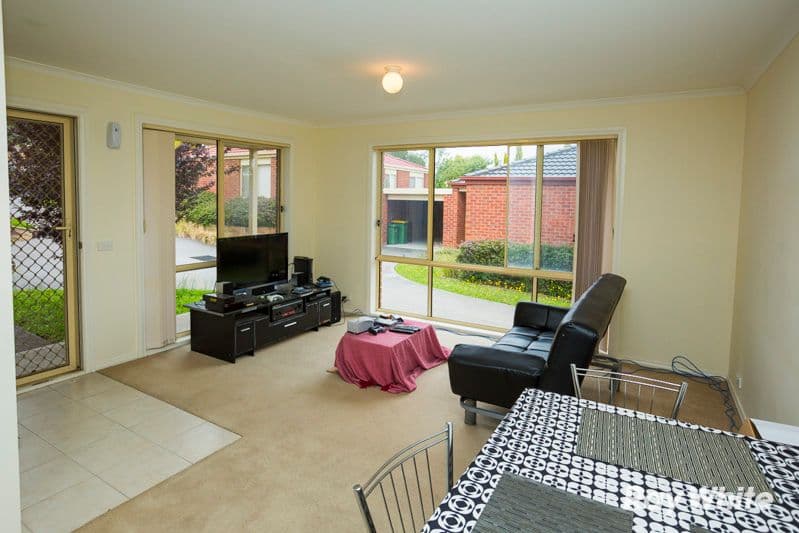 3 Hale Place, PAKENHAM VIC 3810, Pakenham - Thumbnail 2