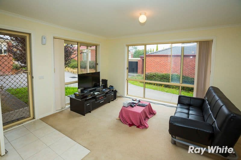 3 Hale Place, PAKENHAM VIC 3810, Pakenham - Thumbnail 3
