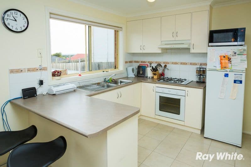 3 Hale Place, PAKENHAM VIC 3810, Pakenham - Thumbnail 6