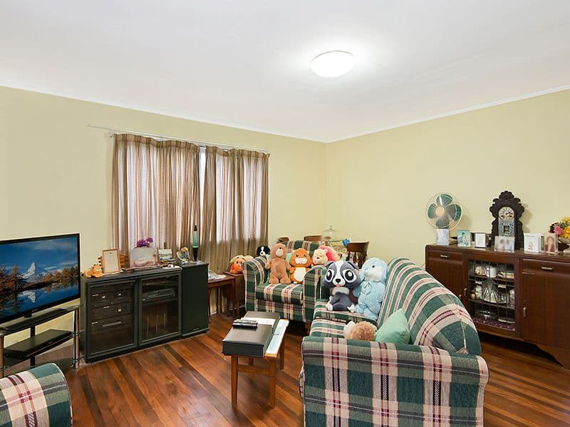 3 Chesilton Street, Kedron QLD 4031, Kedron - Thumbnail 3