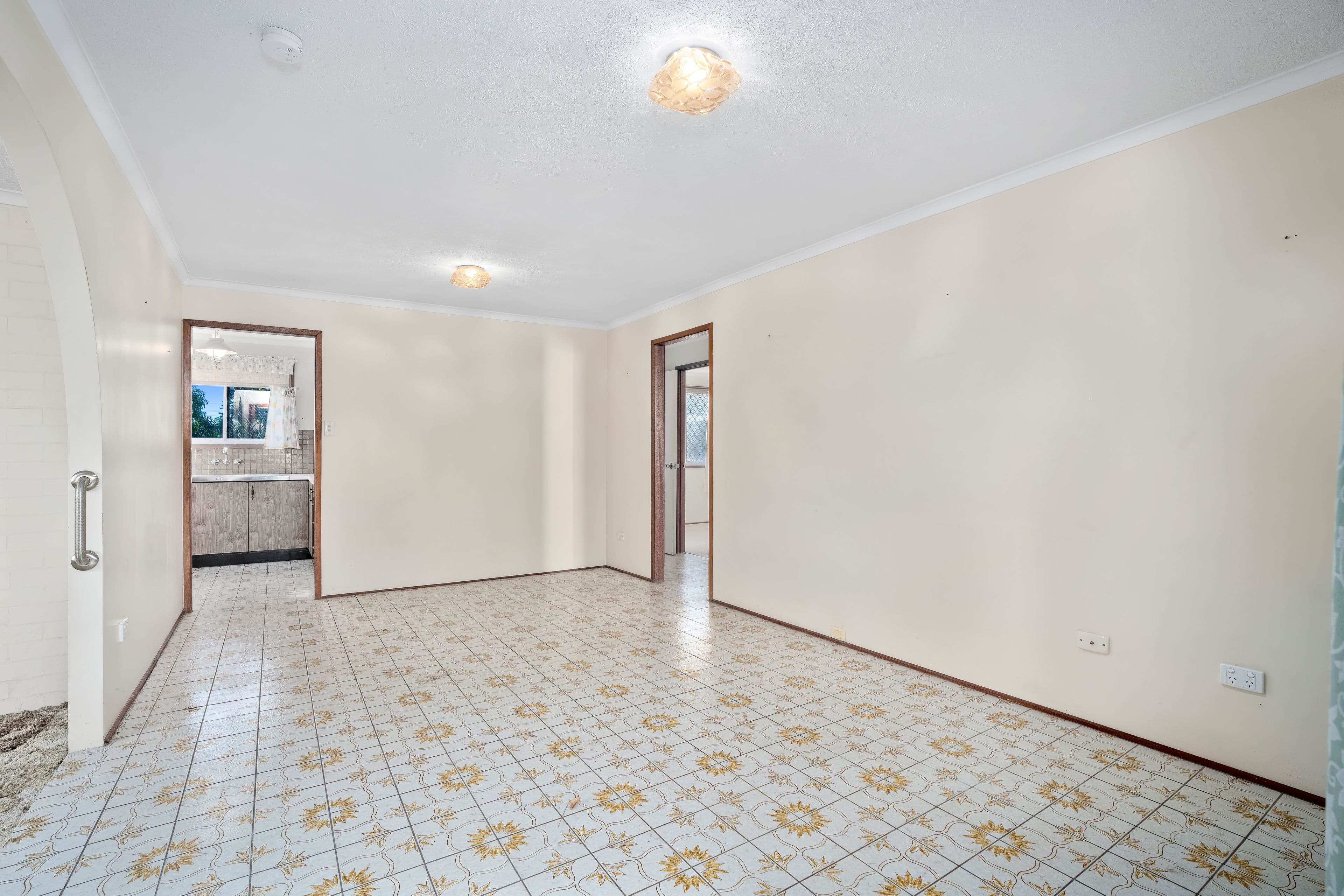 24 Sturt Street, Molendinar QLD 4214, Molendinar - Thumbnail 2