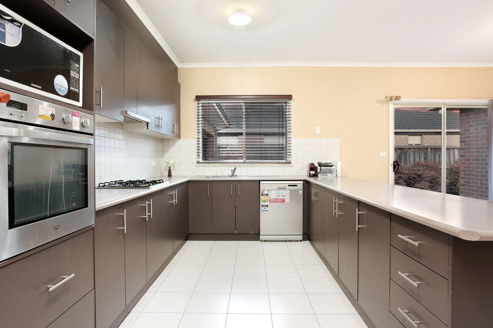 9 Daisy Drive, Point Cook VIC 3030, Point Cook - Thumbnail 4