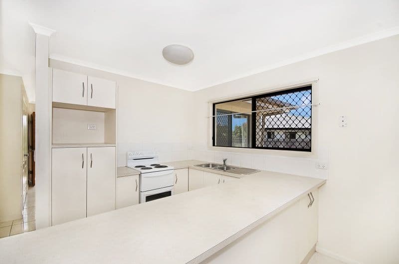 23 Simonsen Court, Kelso QLD 4815, Kelso - Thumbnail 2