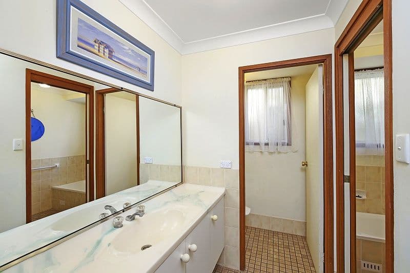 40 Kilkenny Parade, BERKELEY VALE NSW 2261, Berkeley Vale - Thumbnail 5