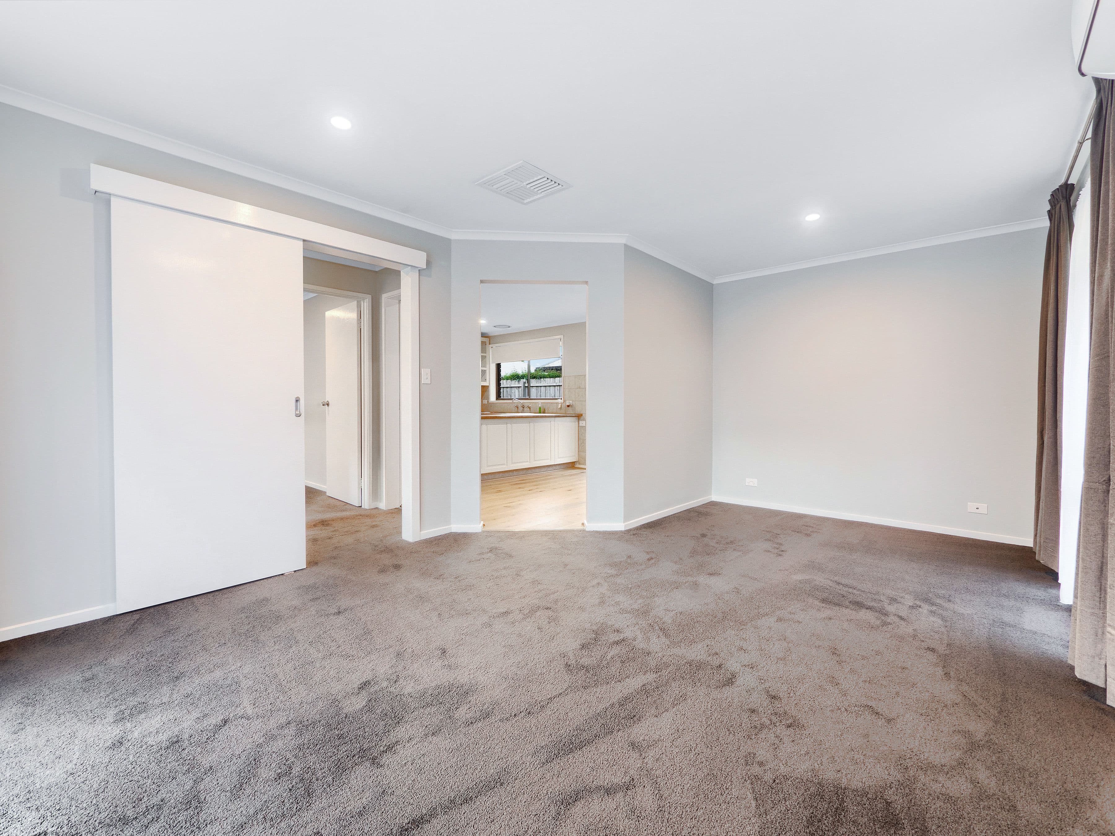 7 Normanby Street, Cranbourne VIC 3977, Cranbourne - Thumbnail 6