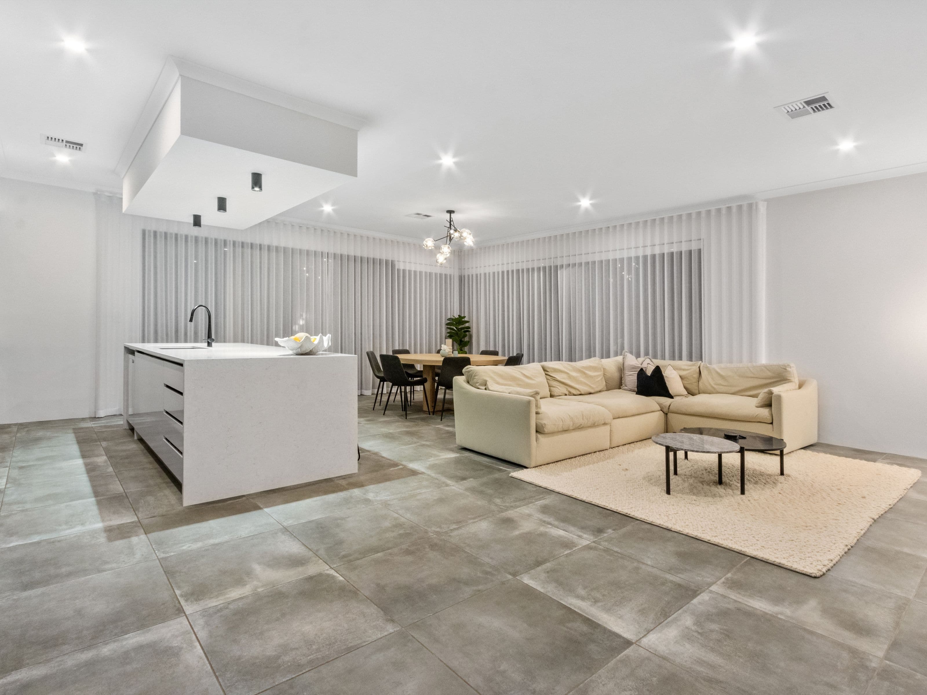 32 Davilak Crescent, Manning WA 6152, Manning - Thumbnail 2